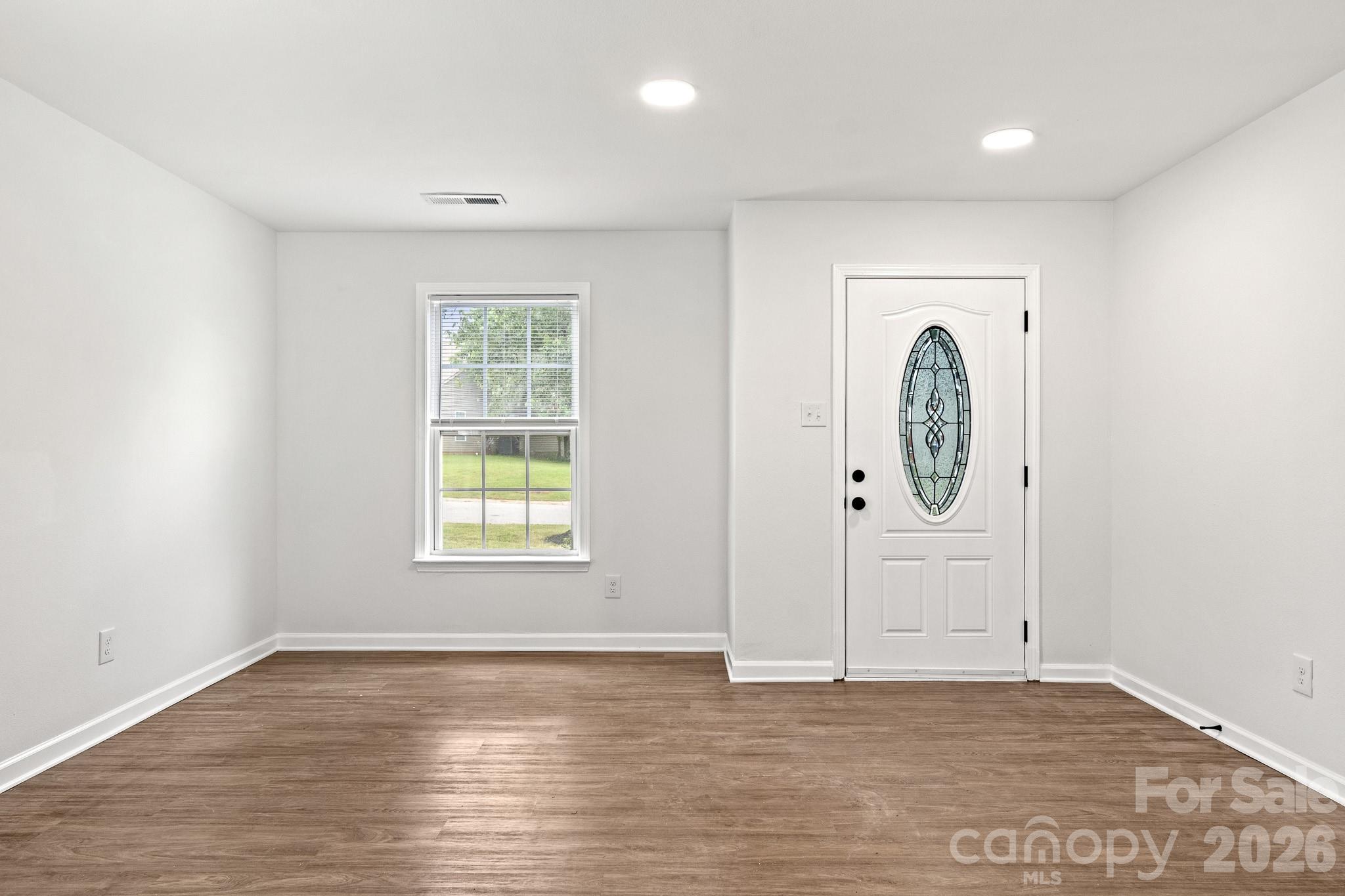 426 Brookhollow Drive Property Photo 6
