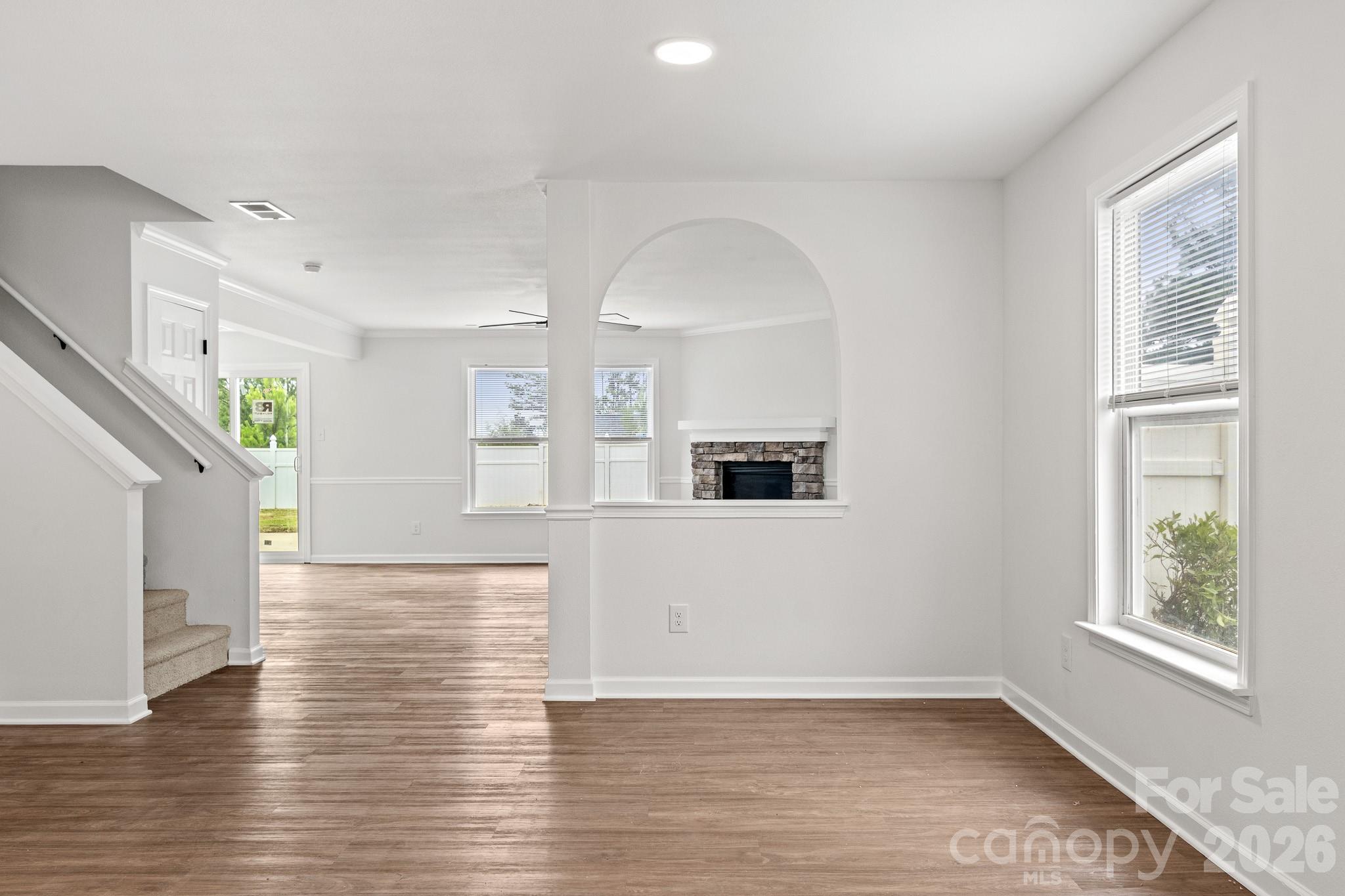 426 Brookhollow Drive Property Photo 8