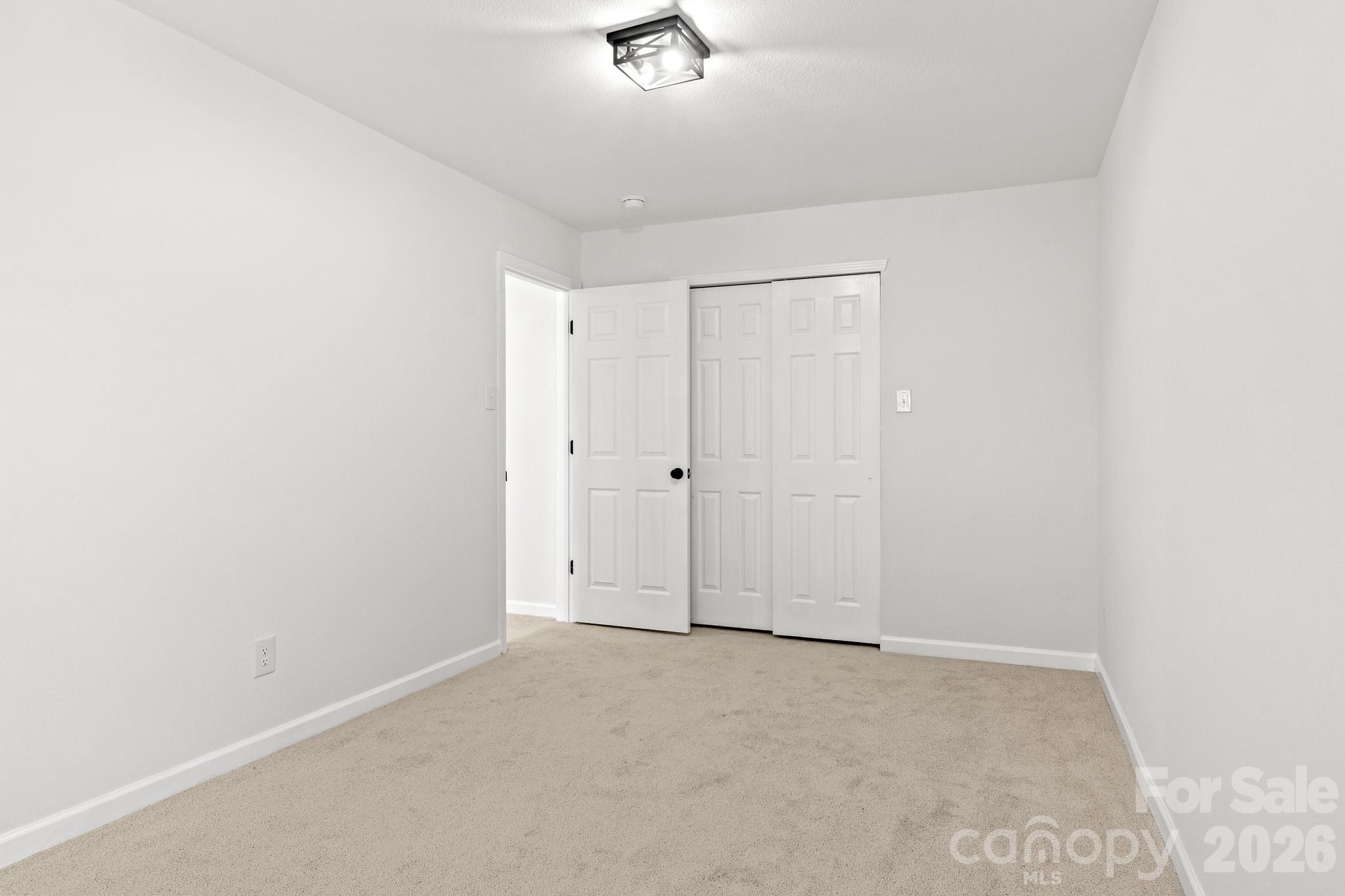 426 Brookhollow Drive Property Photo 34