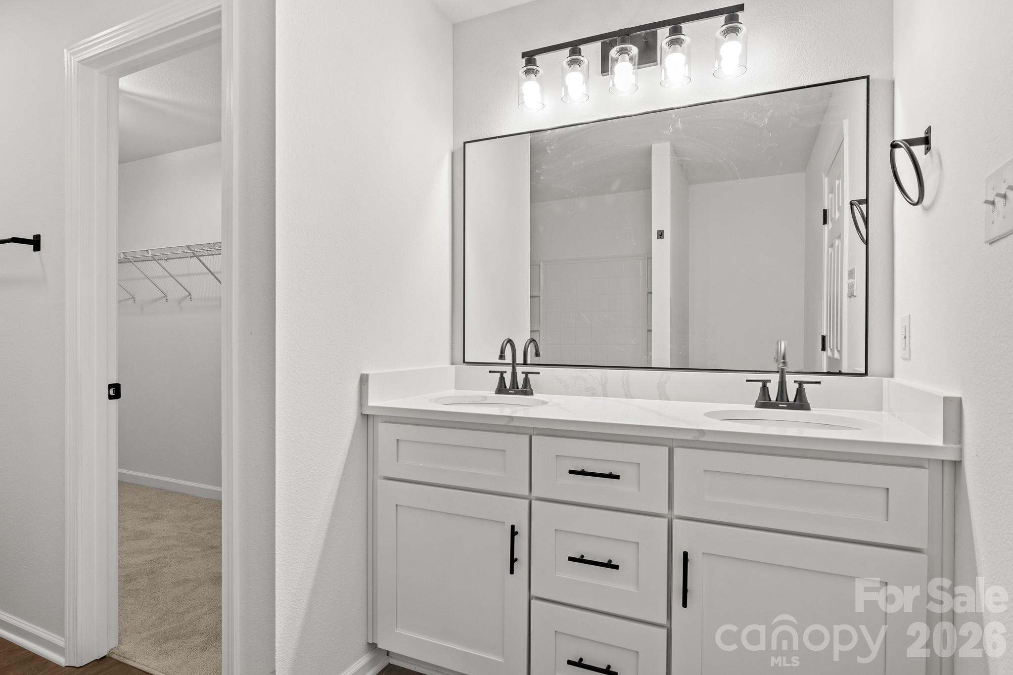 426 Brookhollow Drive Property Photo 41