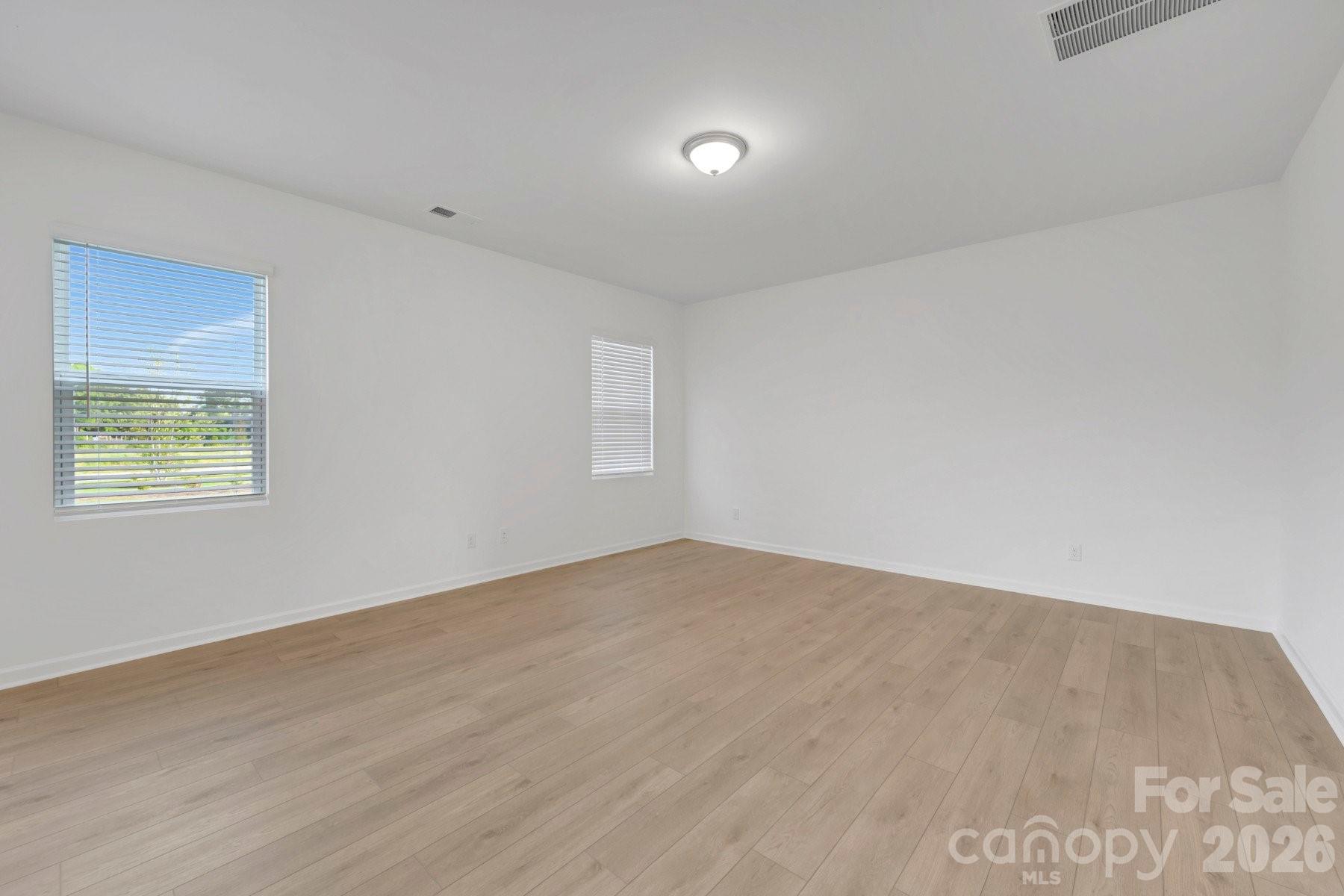 1346 Fremont Drive Property Photo 10