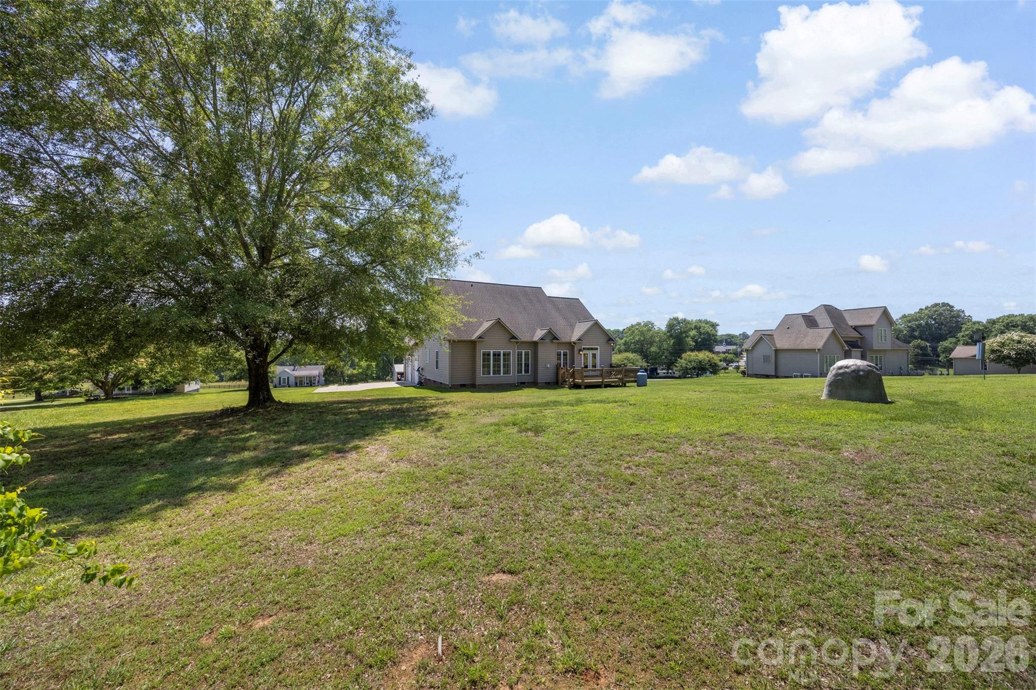 816 Springs Road Property Photo 39