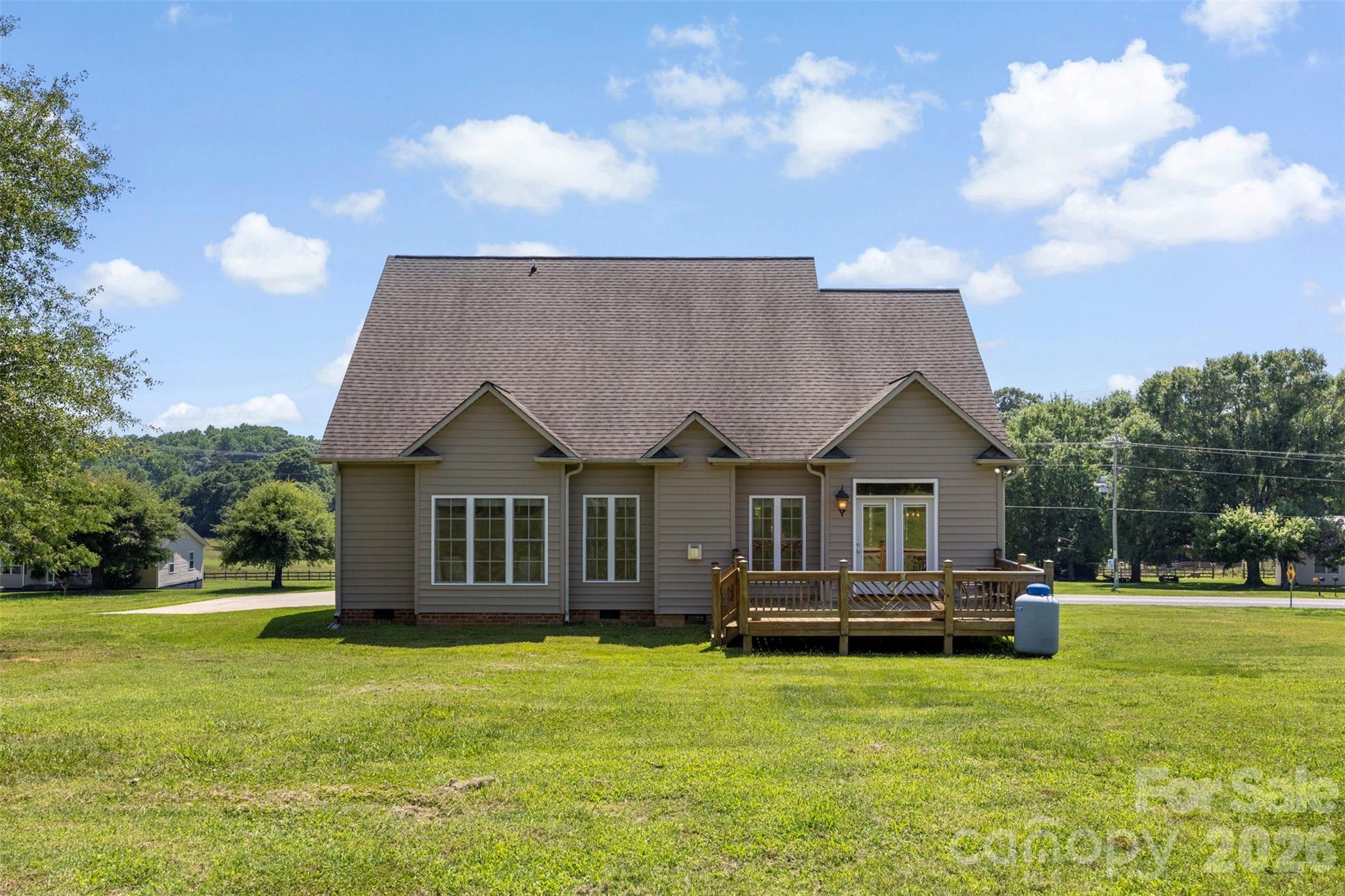 816 Springs Road Property Photo 40