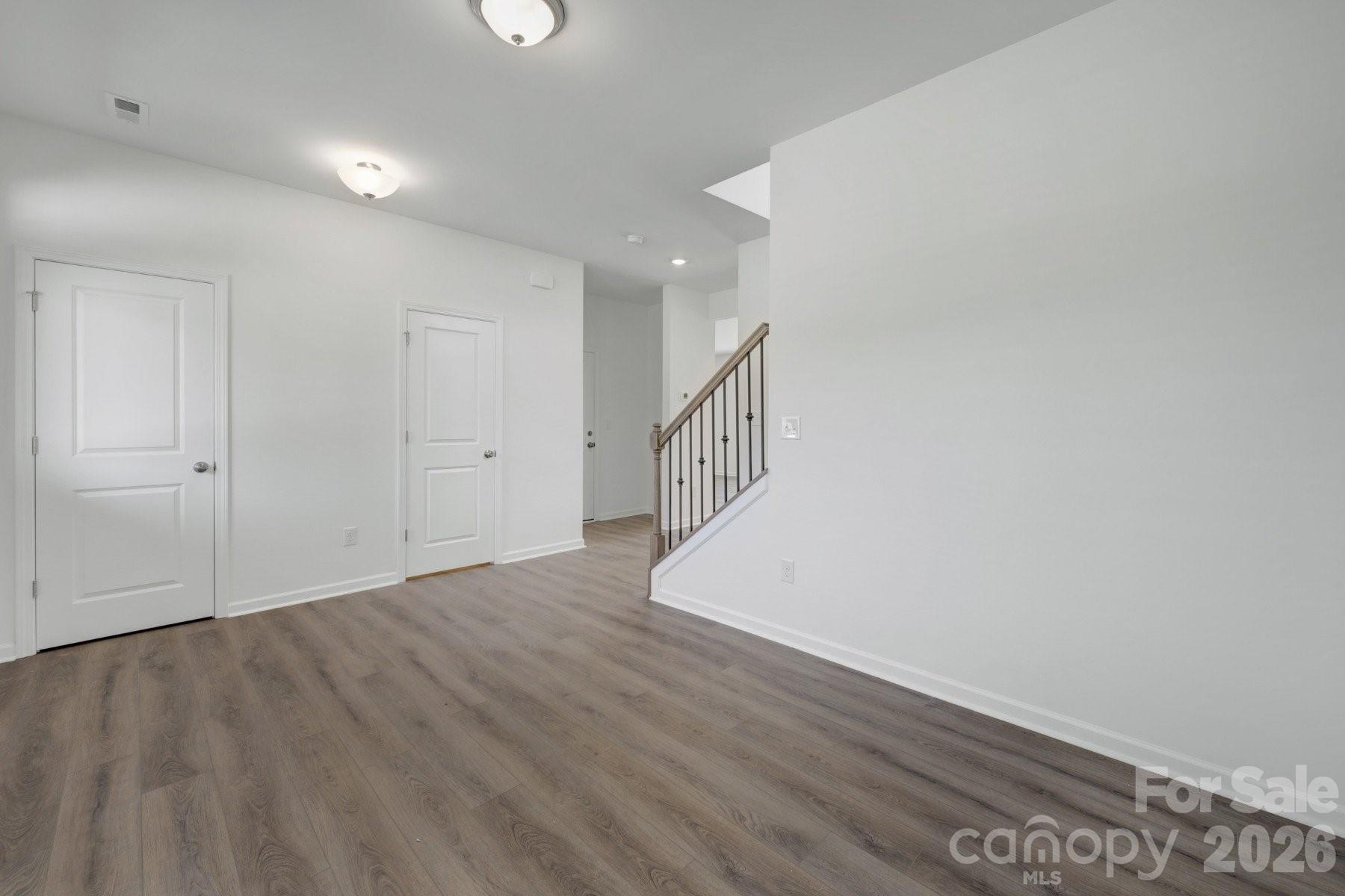 1354 Fremont Drive Property Photo 5