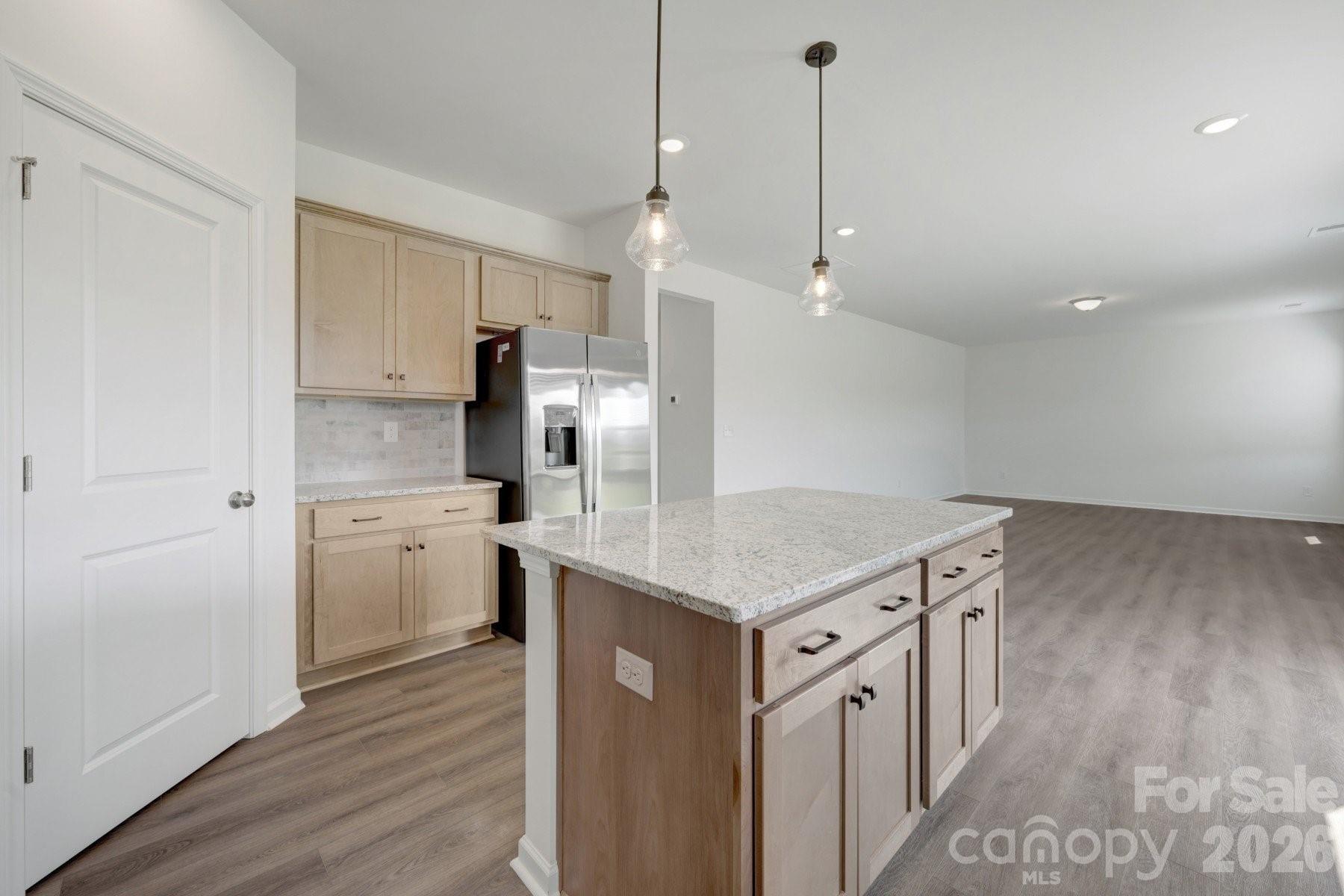 1354 Fremont Drive Property Photo 8