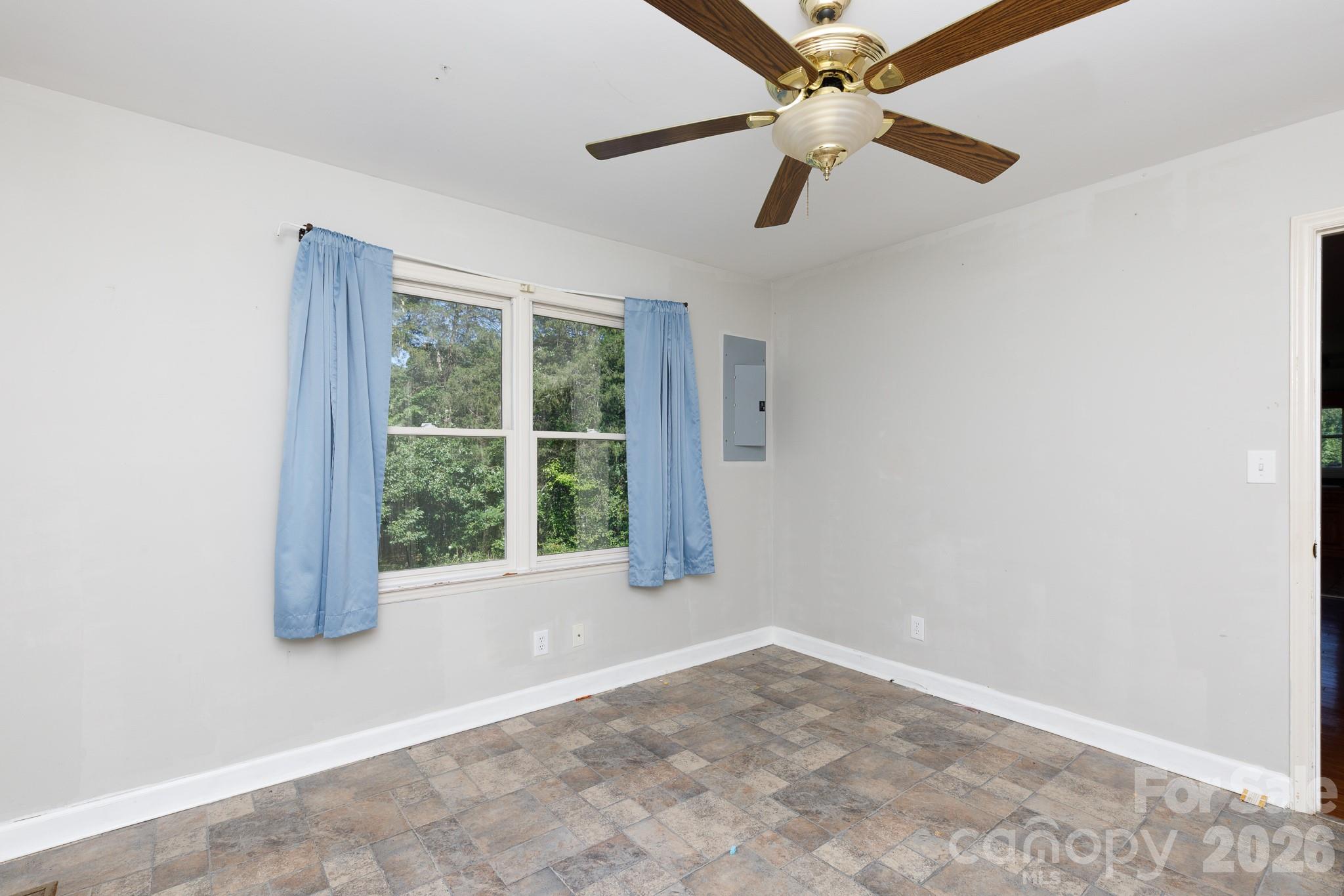1933 Pleasant Road Property Photo 15