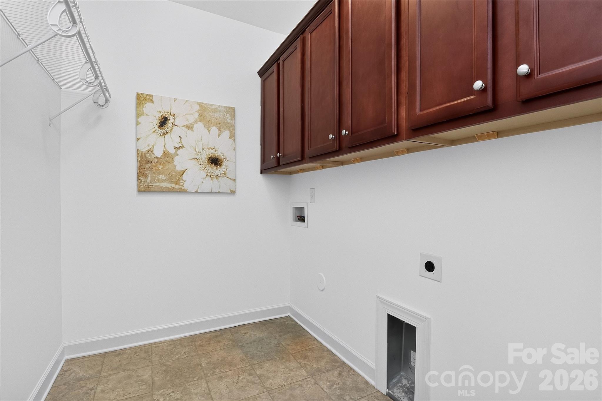 6071 Drave Lane Property Photo 24