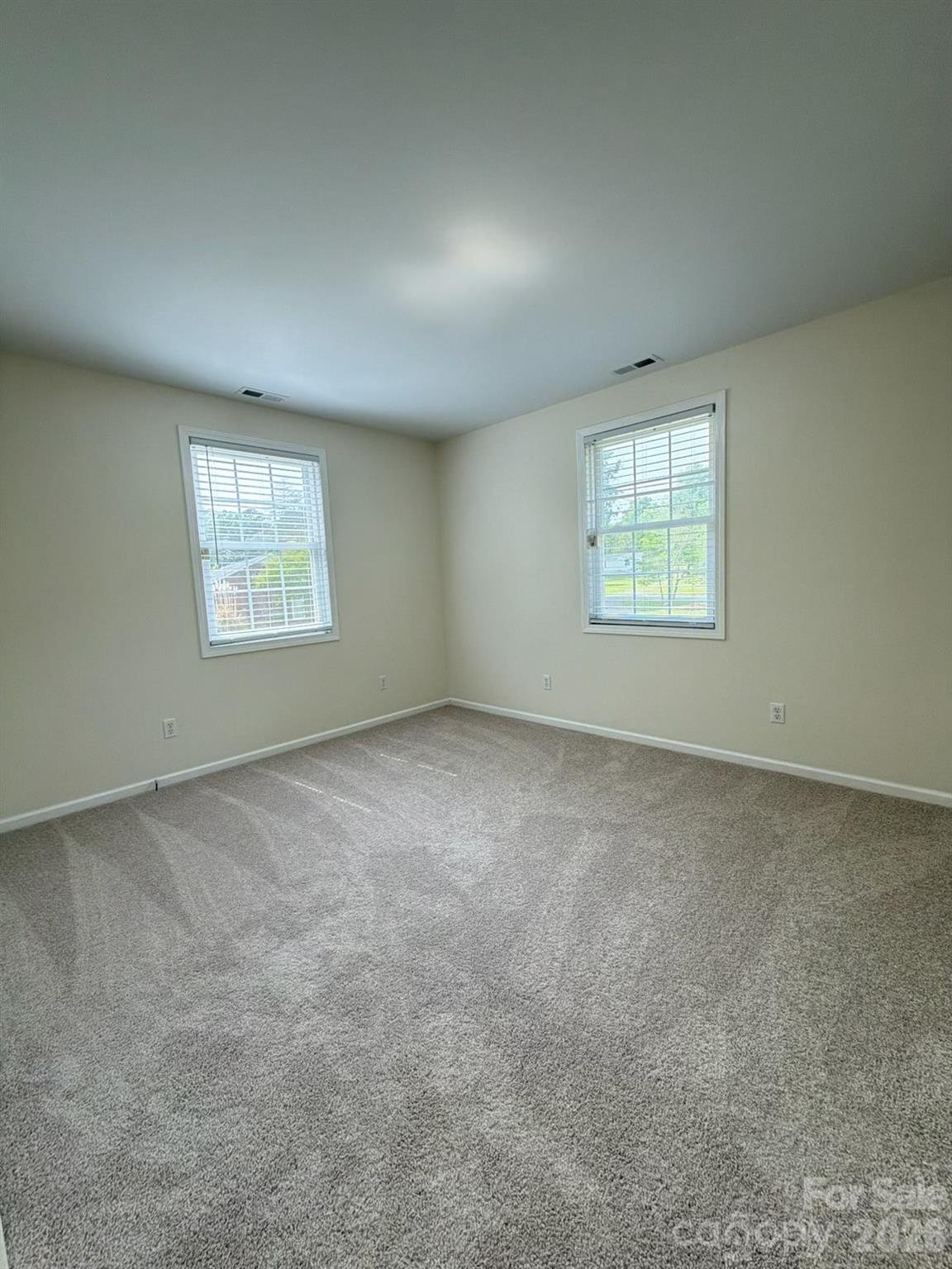 917 W Pine Street Property Photo 18