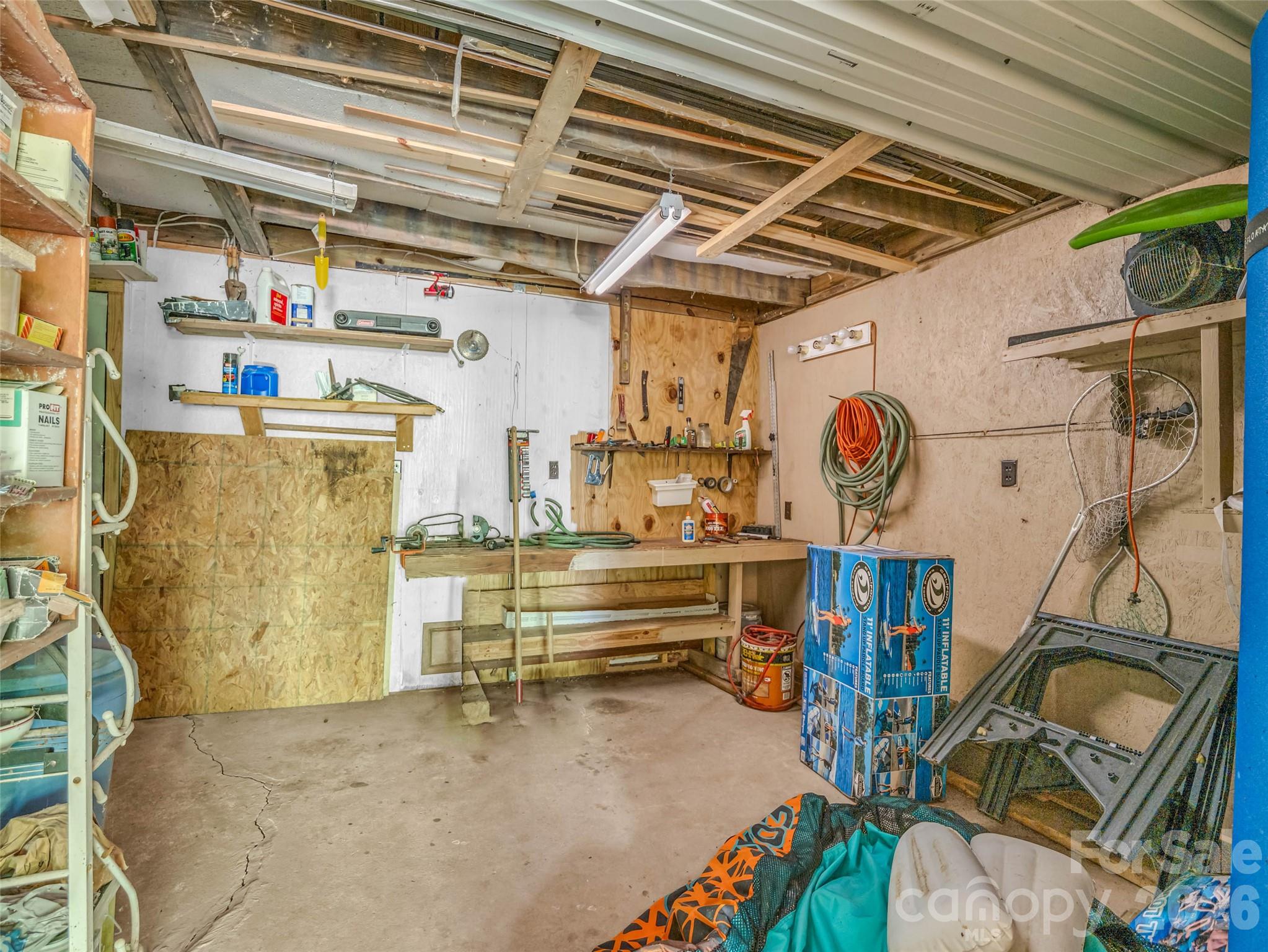 1208 Forest Lake Heights Drive Property Photo 38