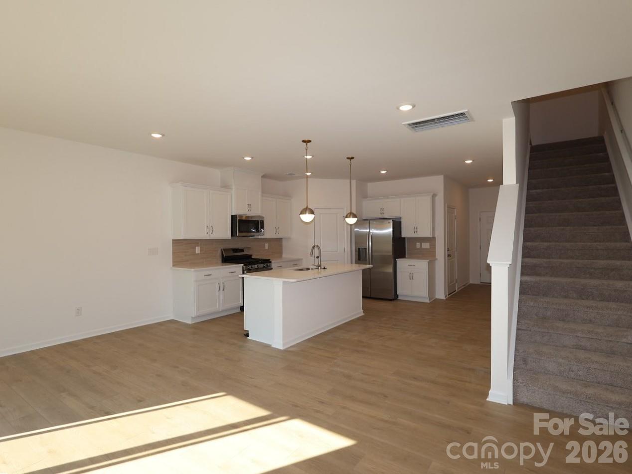 781 Kitfox Drive Property Photo 7
