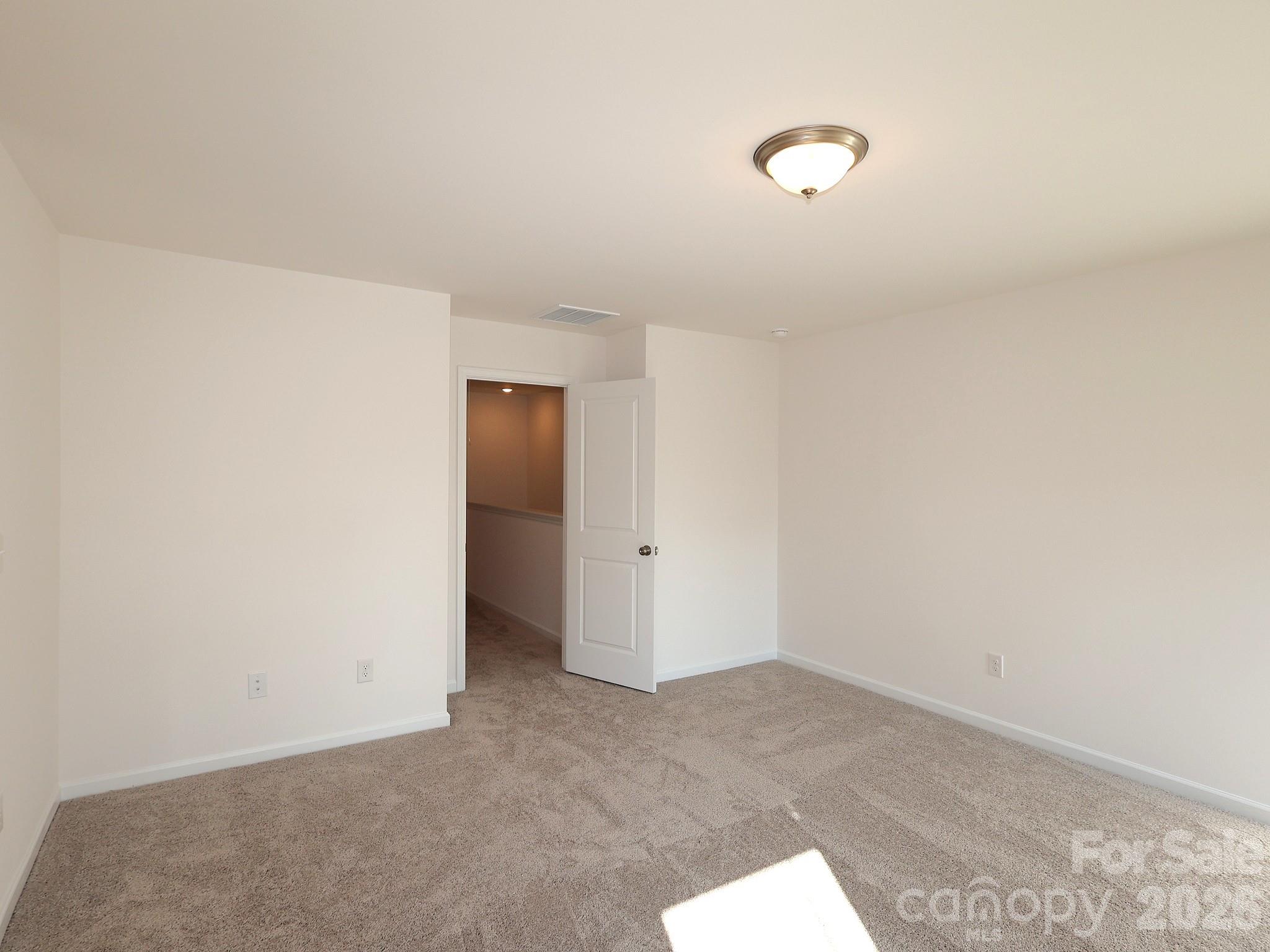 781 Kitfox Drive Property Photo 16