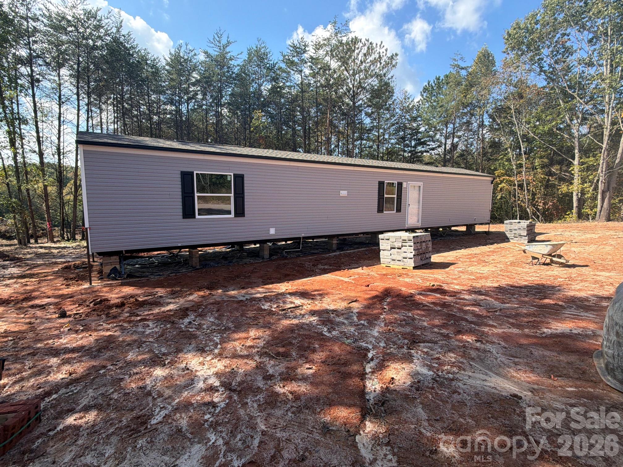 328 Southern Way Property Photo 1