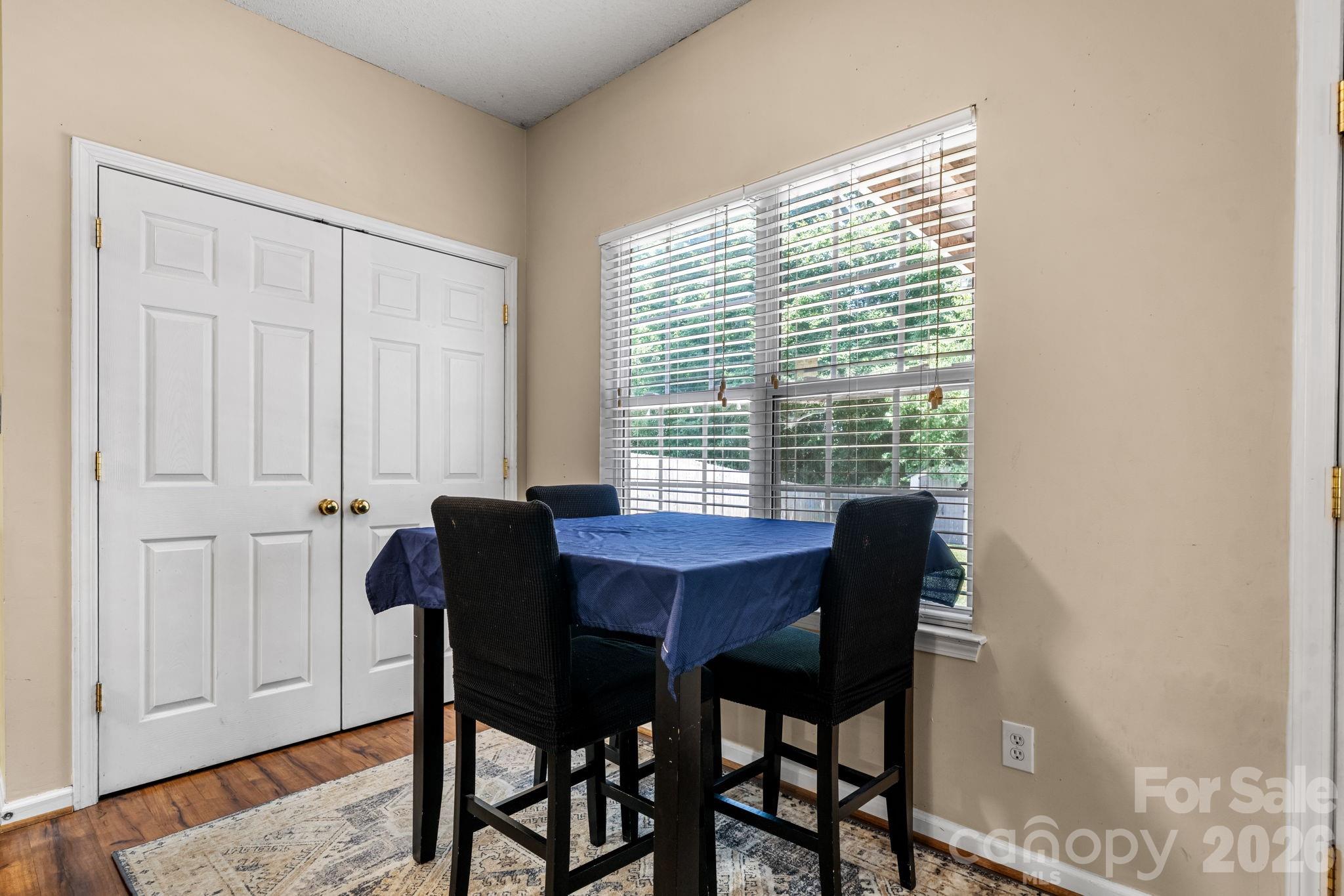 118 Devon Forest Drive Property Photo 7