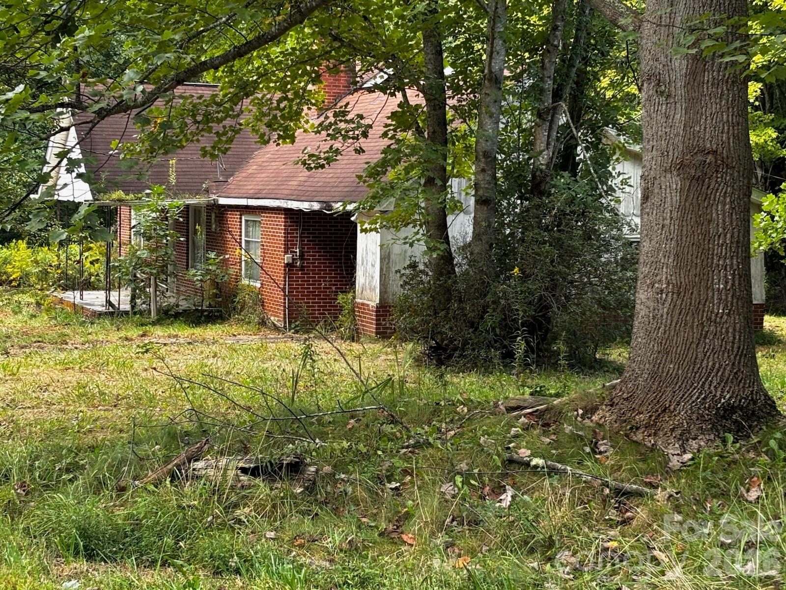 1771 Hughes Gap Road Property Photo 11