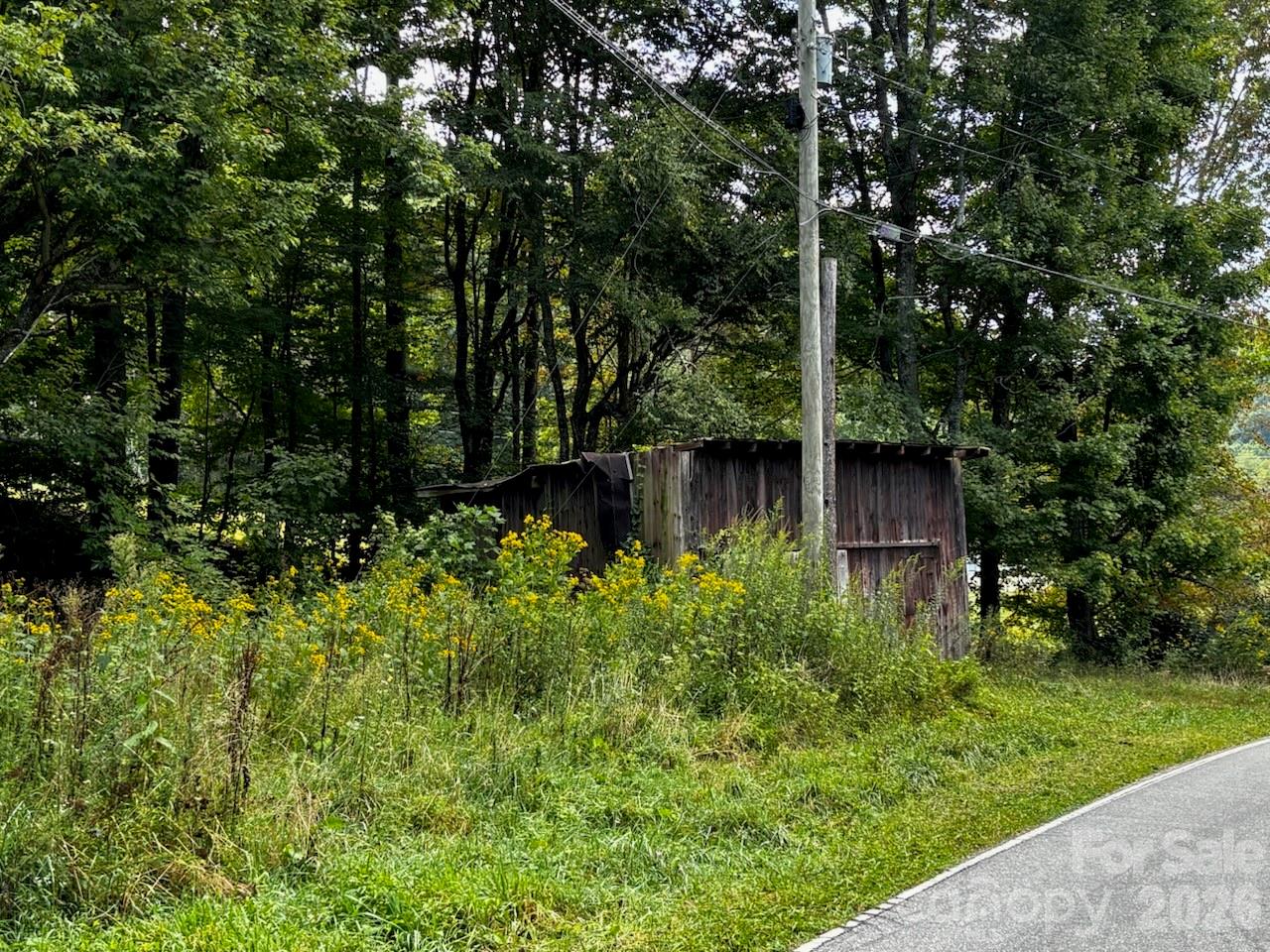 1771 Hughes Gap Road Property Photo 12