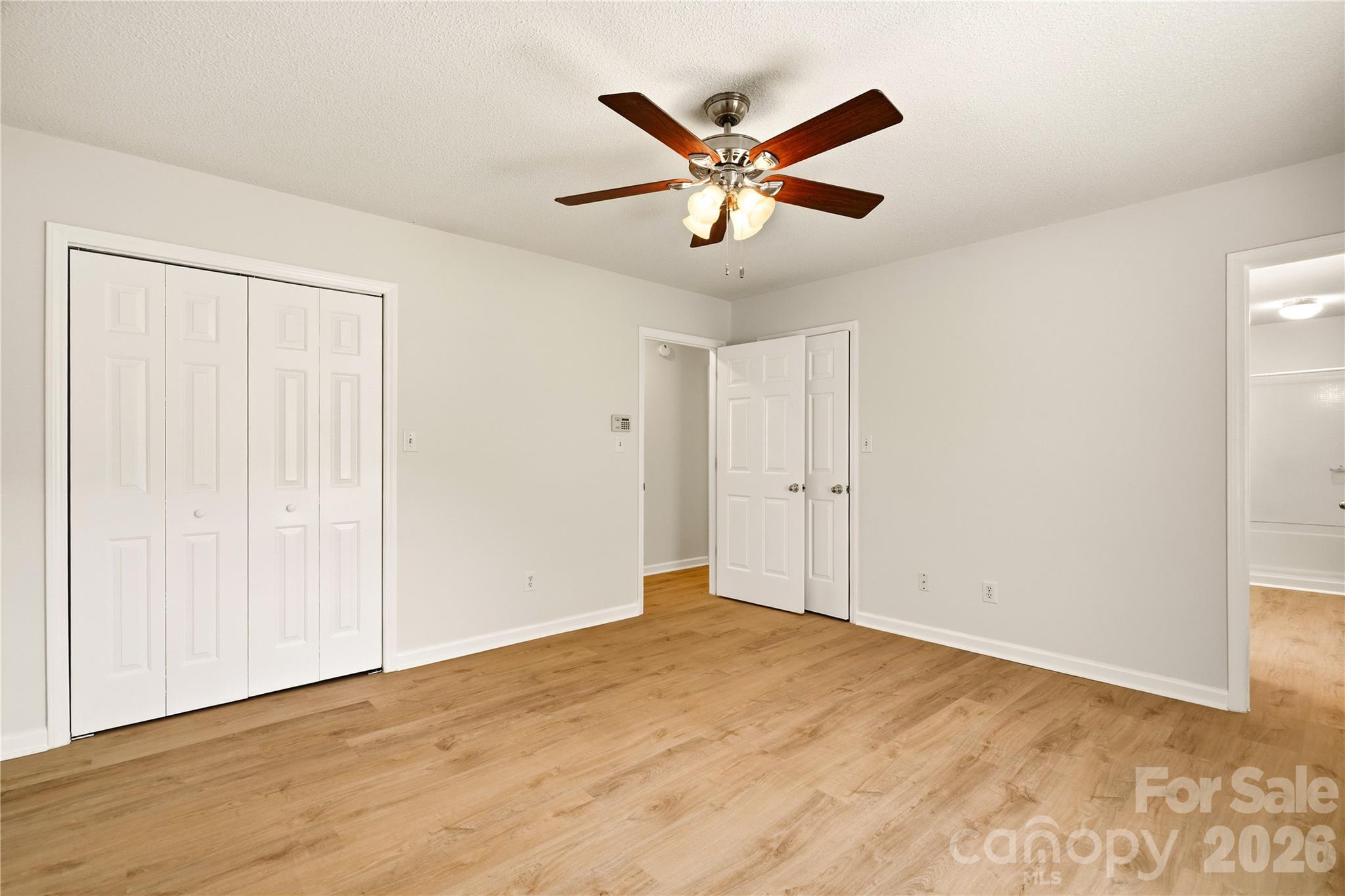 3892 Stoney Creek Drive Property Photo 15