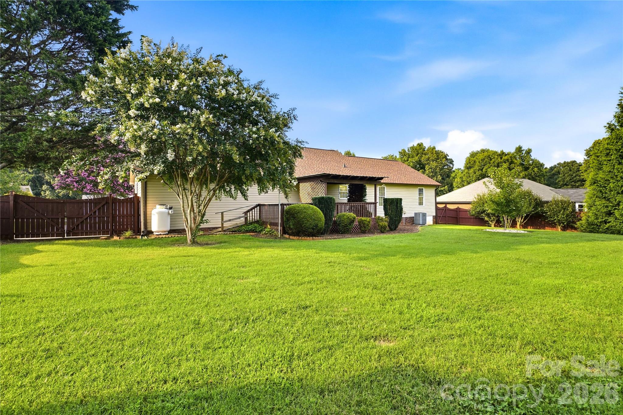 3892 Stoney Creek Drive Property Photo 37