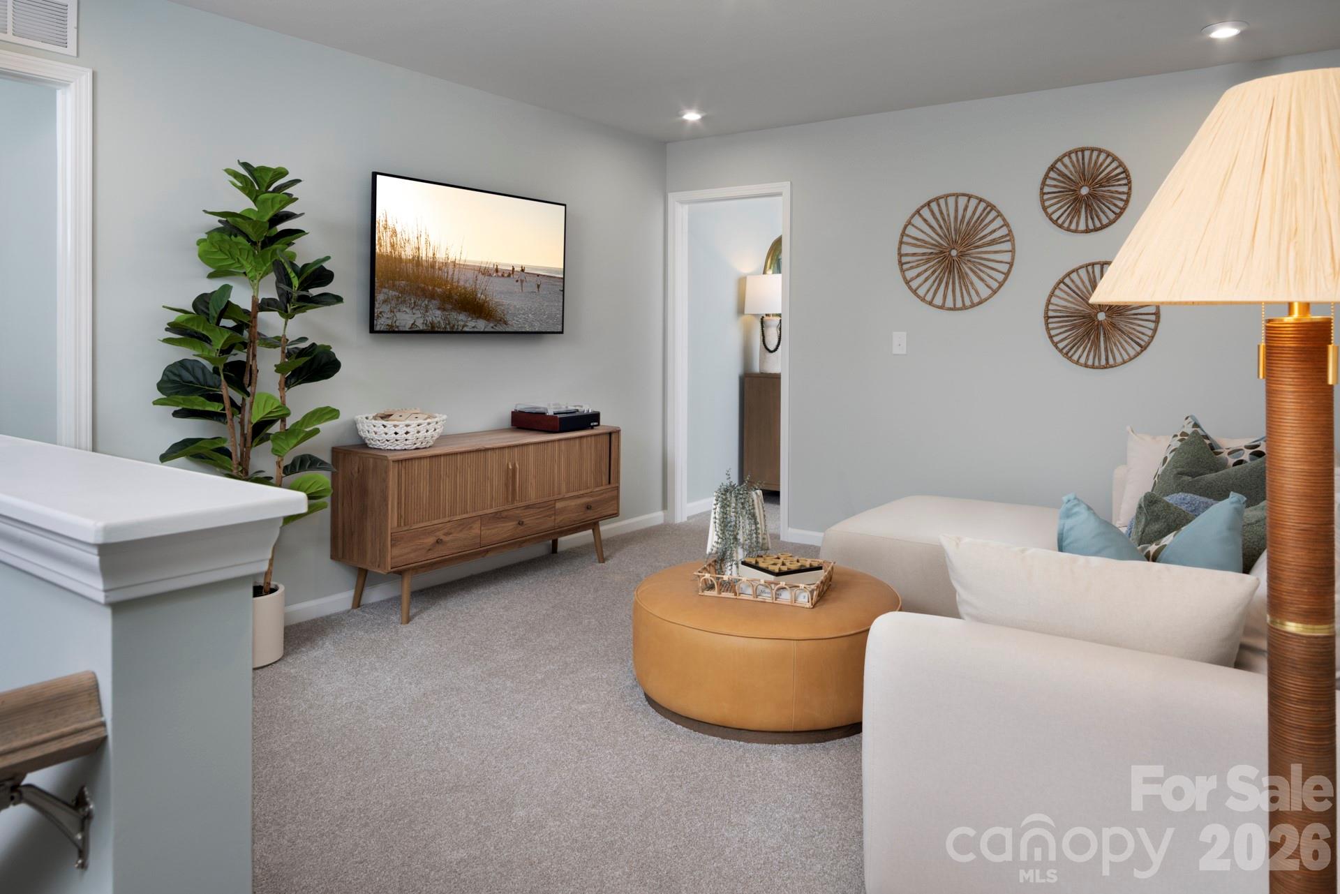 1312 Vibrant Road Property Photo 5