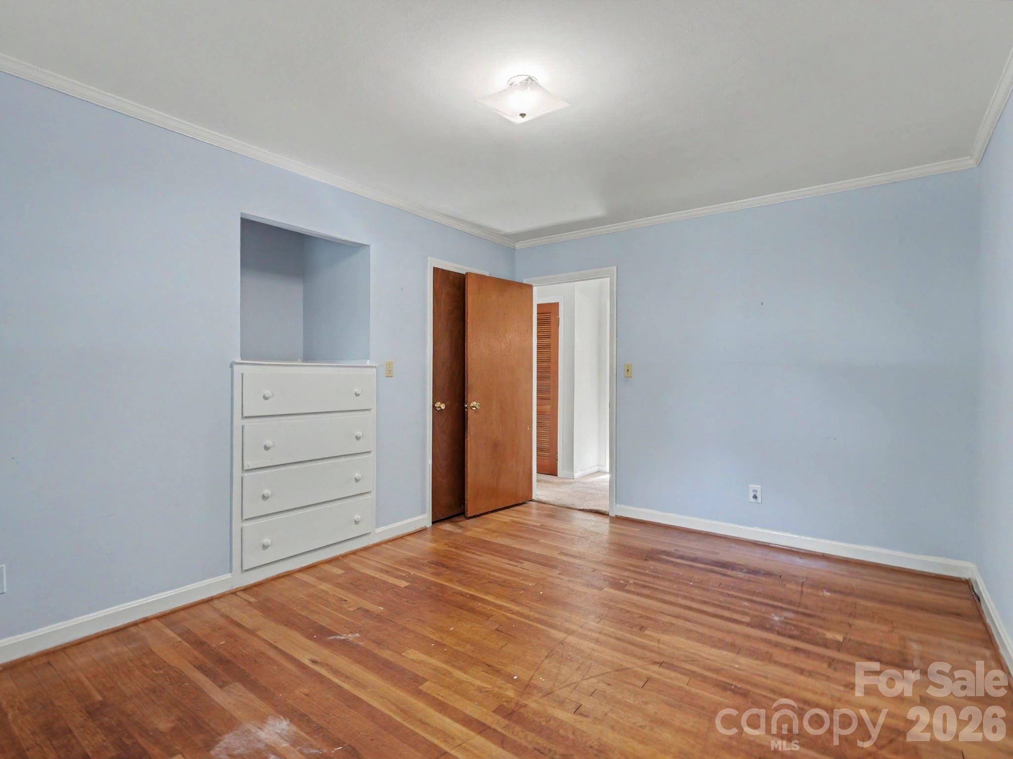 1006 S Main Street Property Photo 23
