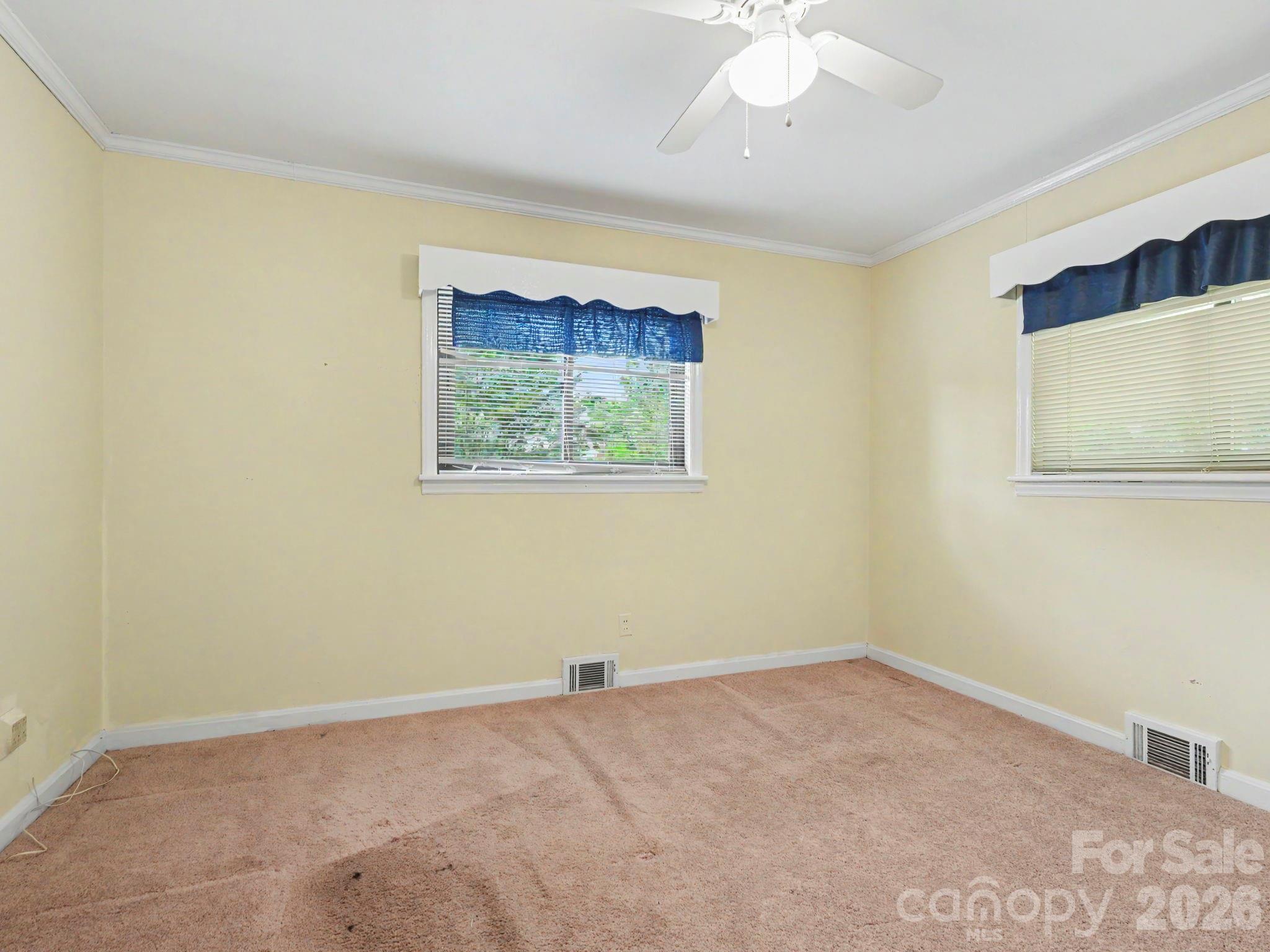 1006 S Main Street Property Photo 30