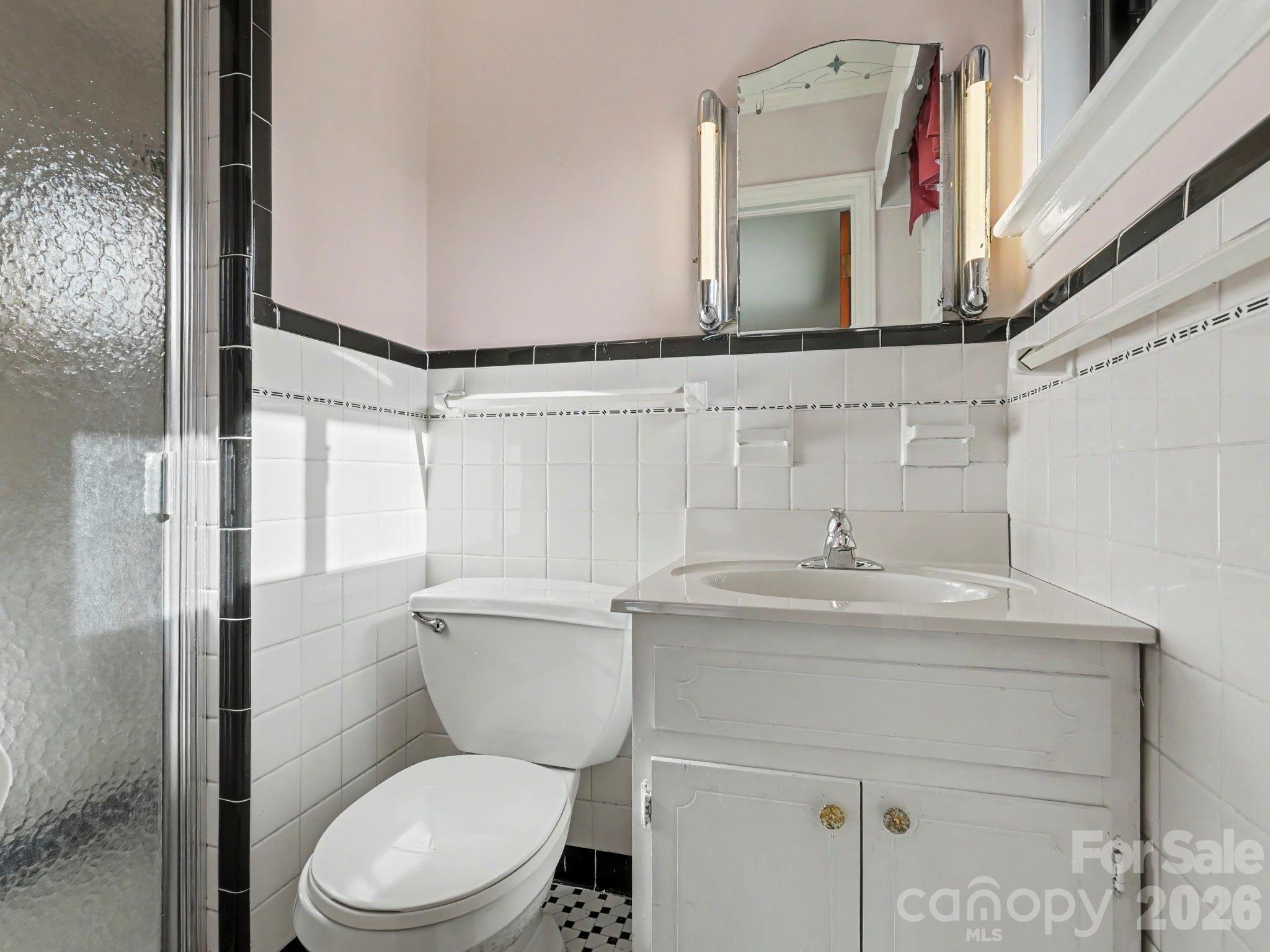 1006 S Main Street Property Photo 36