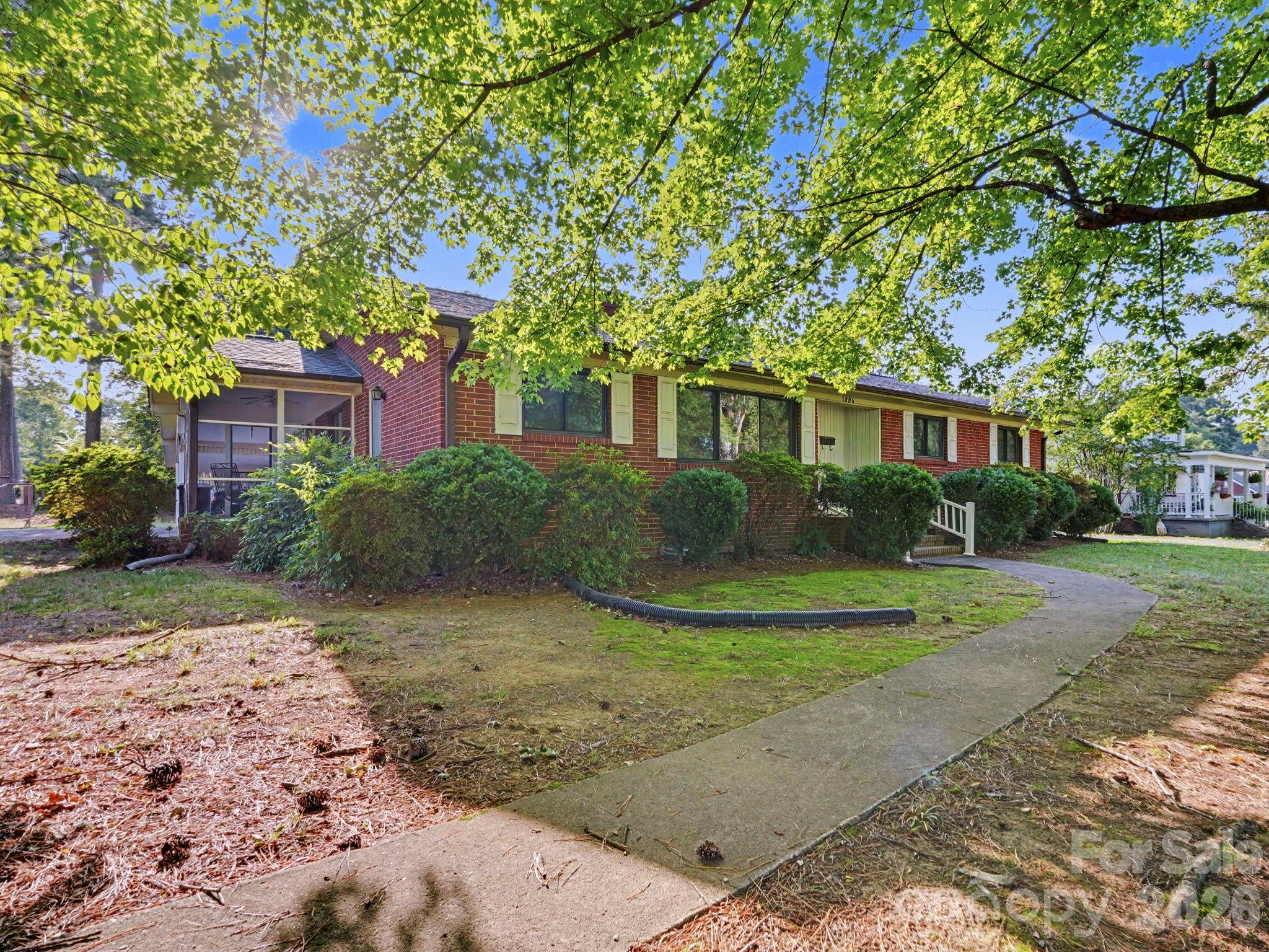 1006 S Main Street Property Photo 41