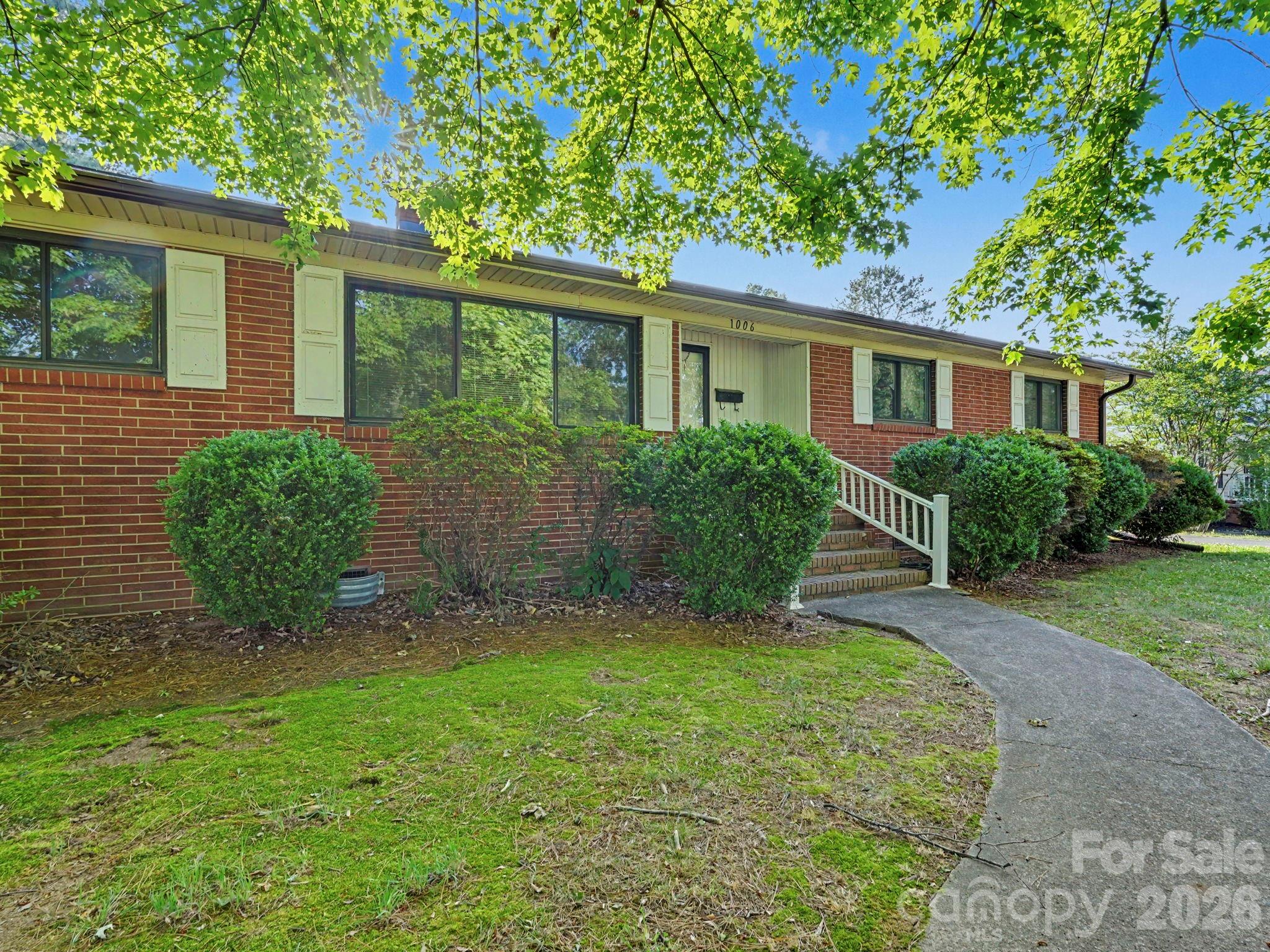 1006 S Main Street Property Photo 43