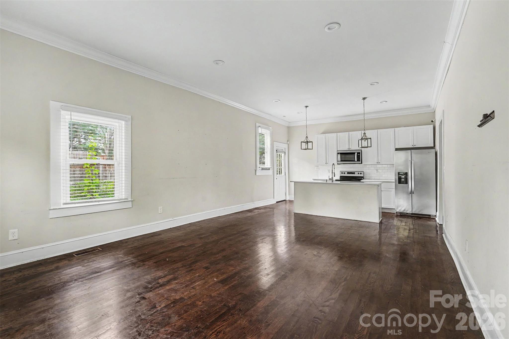 80 Kerr Street Property Photo 12