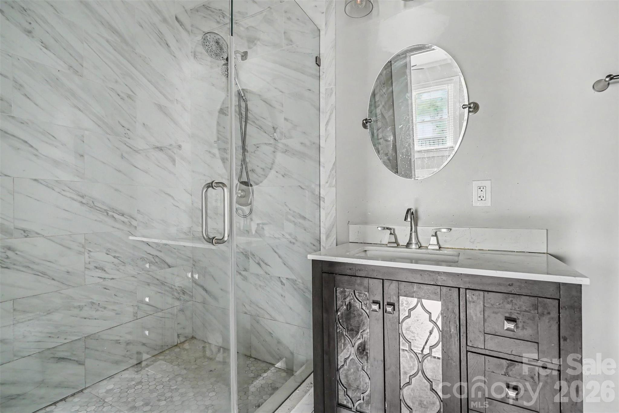 80 Kerr Street Property Photo 20