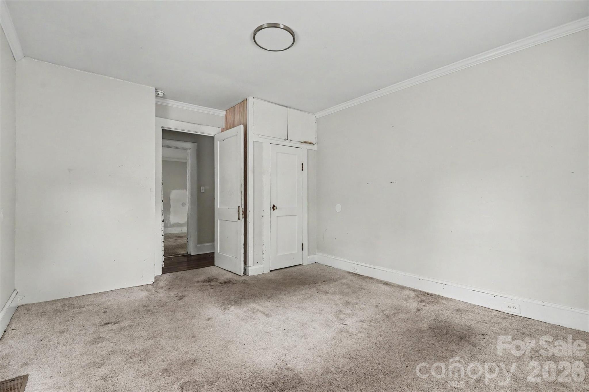 80 Kerr Street Property Photo 23