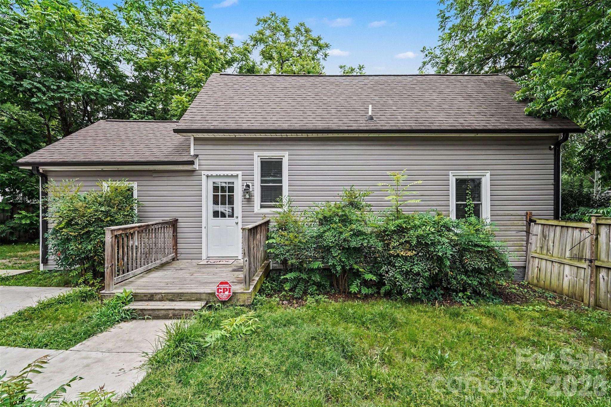80 Kerr Street Property Photo 33
