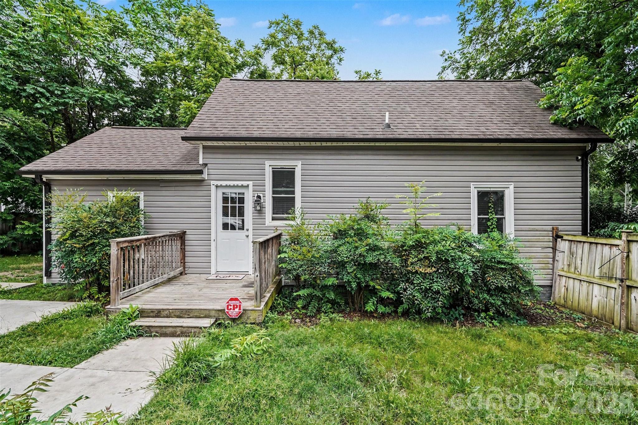 80 Kerr Street Property Photo 34
