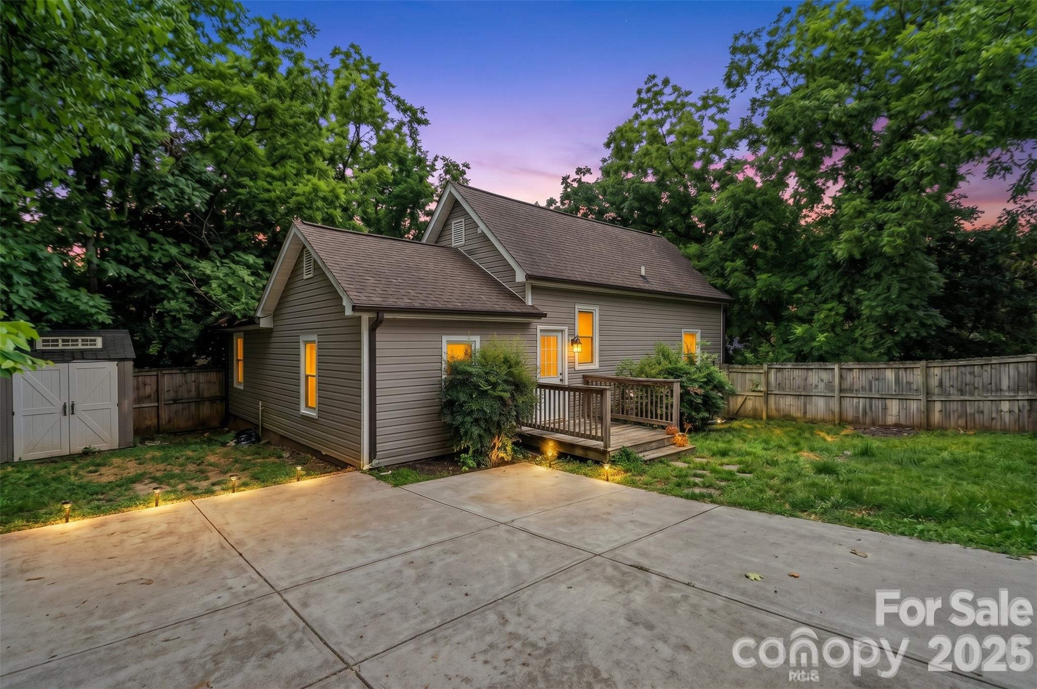 80 Kerr Street Property Photo 39