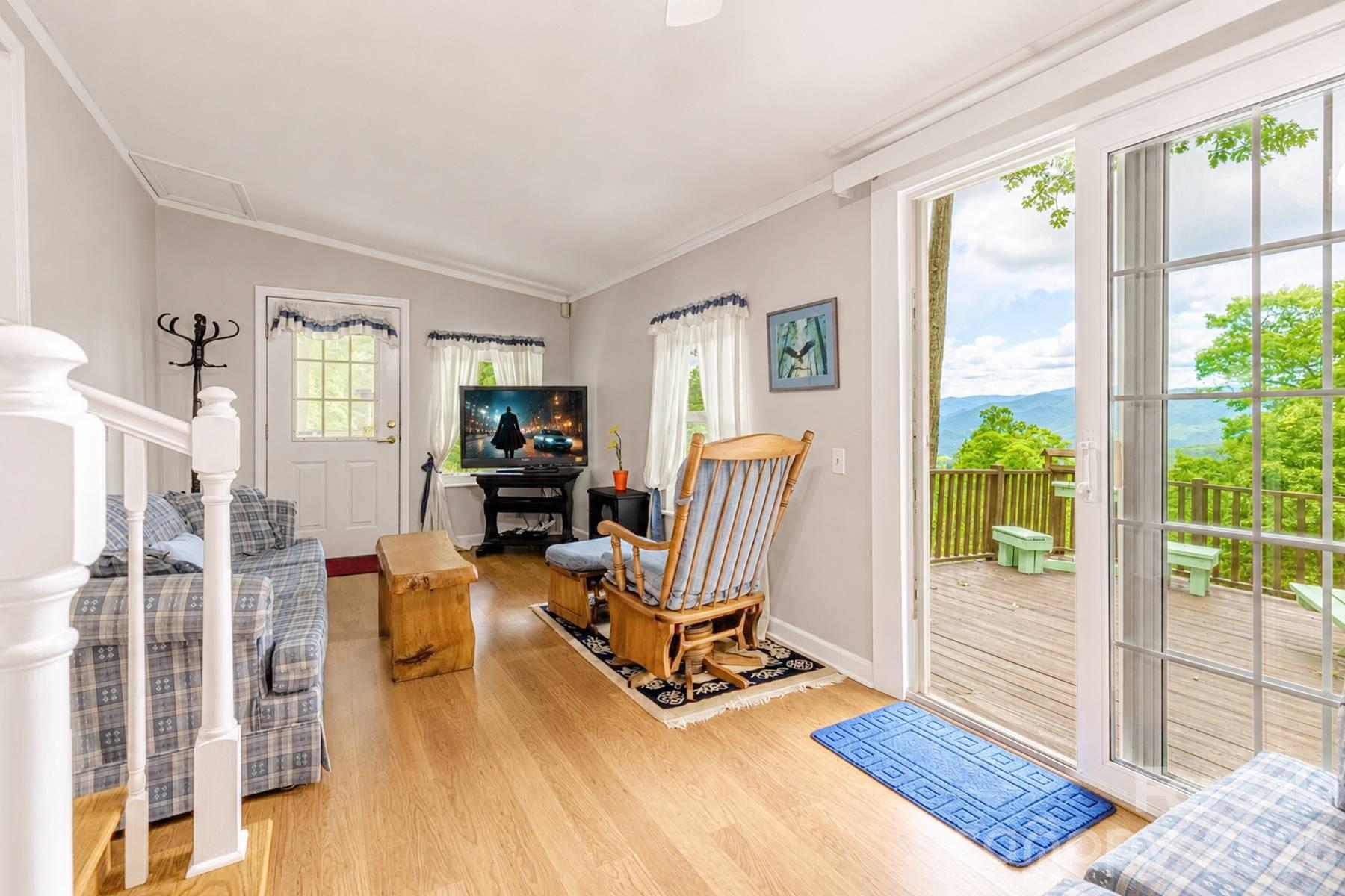 1680 Williamson Road Property Photo 8