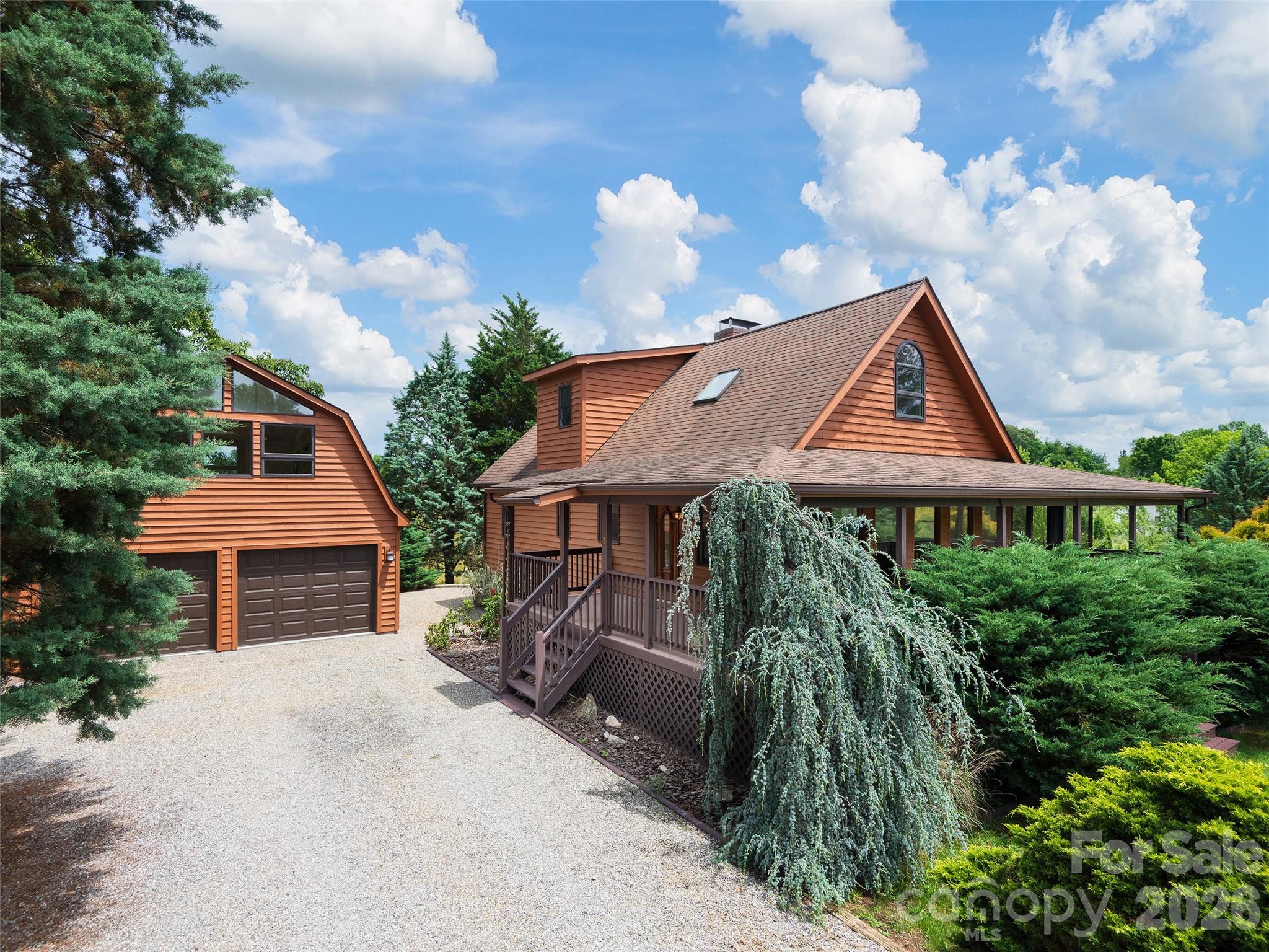 7 Hope Lane Property Photo 2