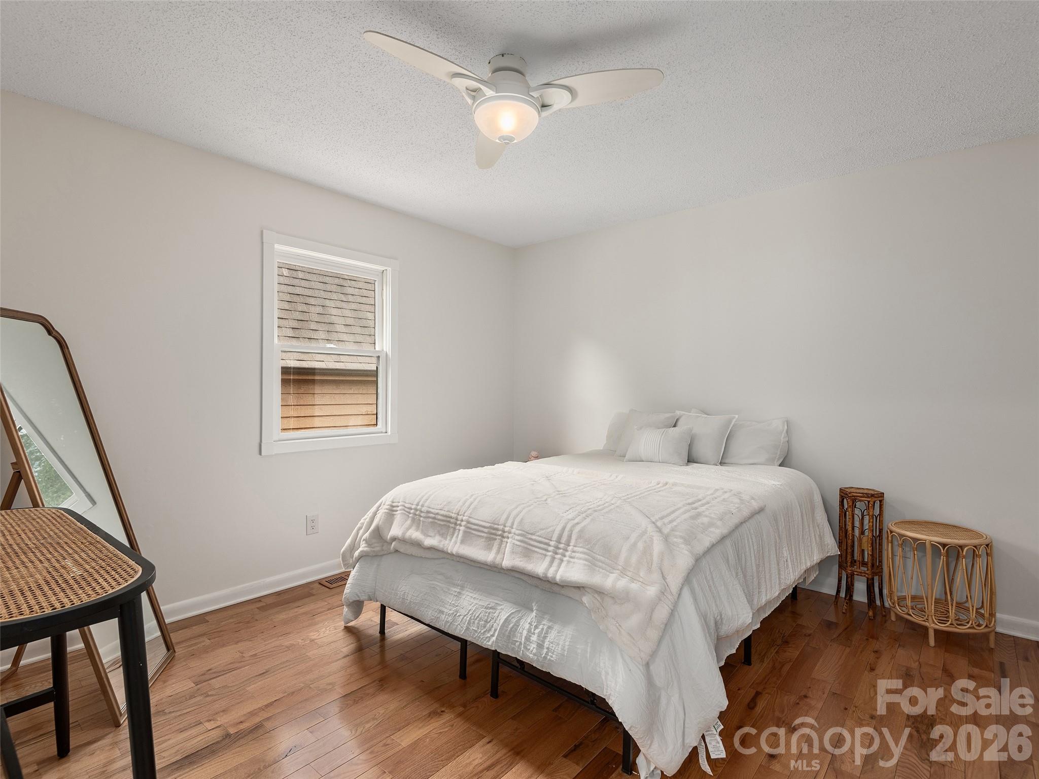 7 Hope Lane Property Photo 13