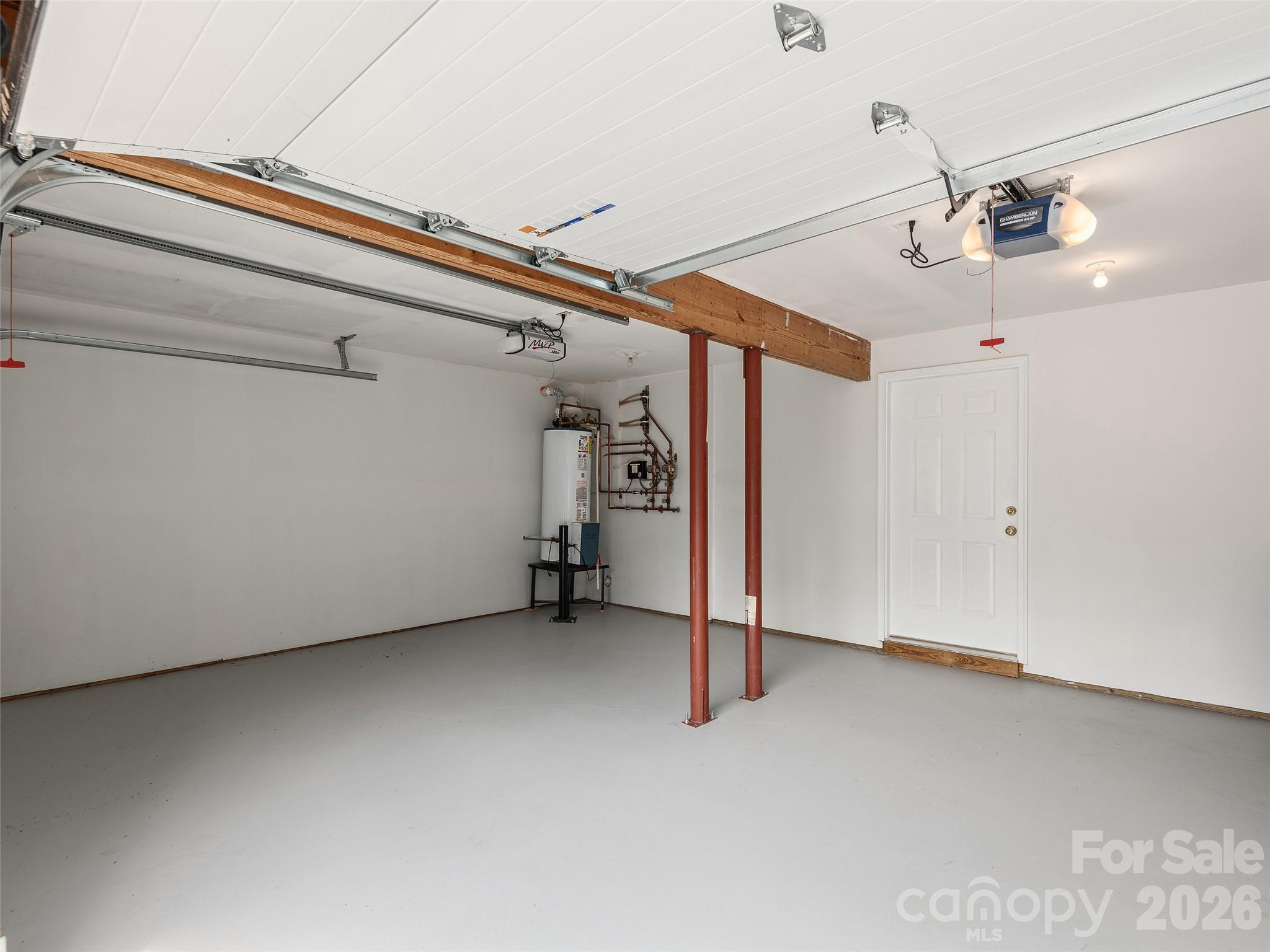 7 Hope Lane Property Photo 23