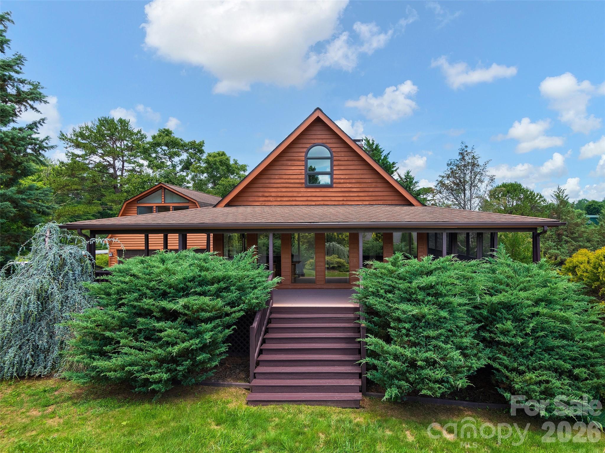 7 Hope Lane Property Photo 29