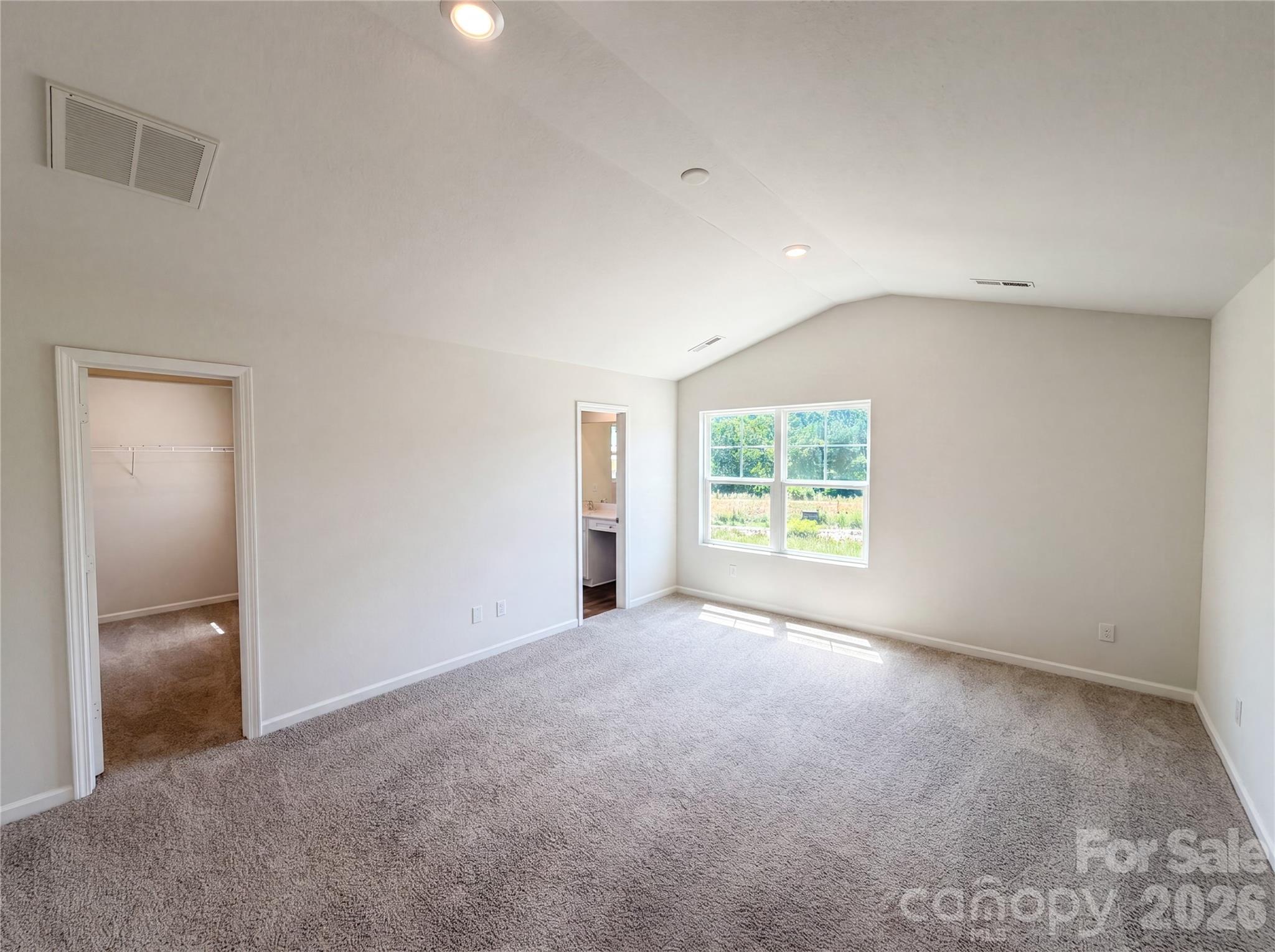 1270 Winding Creek Road Property Photo 4