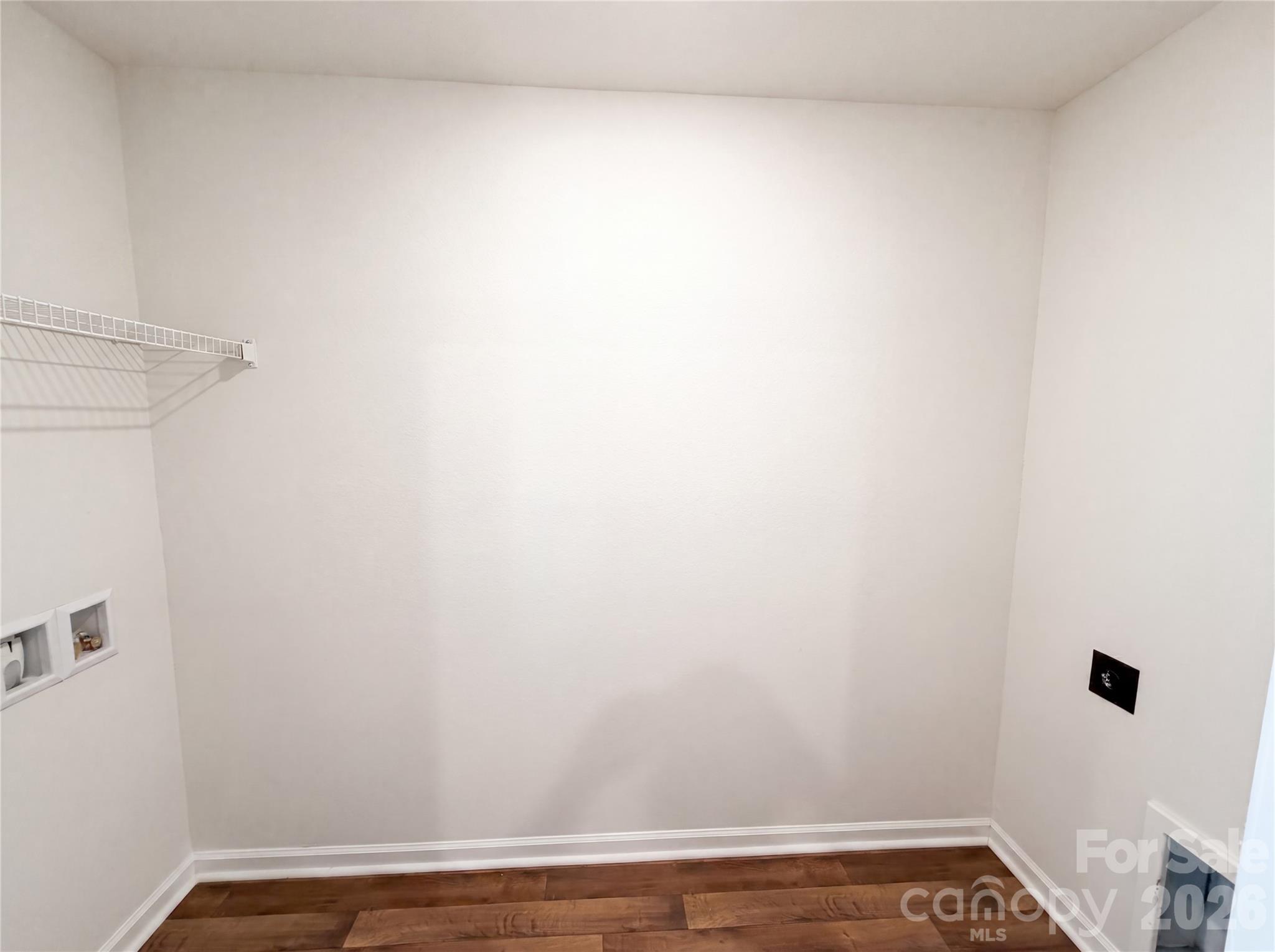 1270 Winding Creek Road Property Photo 16