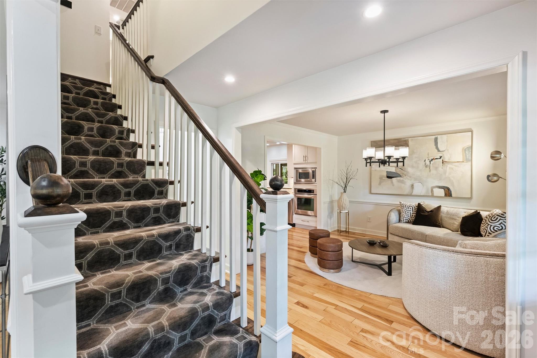 1506 Wandering Way Drive Property Photo 9