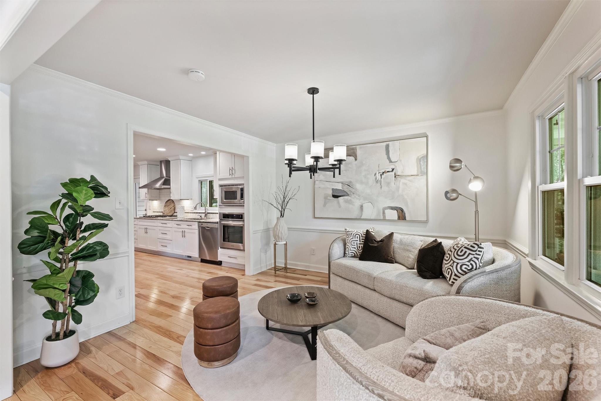 1506 Wandering Way Drive Property Photo 12