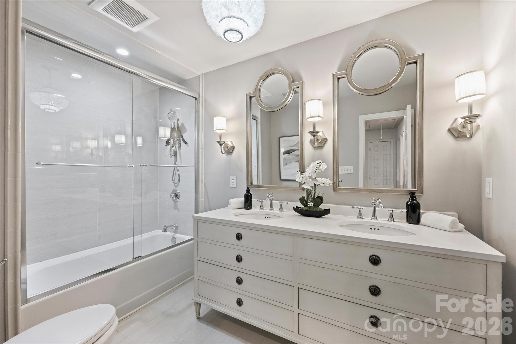1506 Wandering Way Drive Property Photo 32