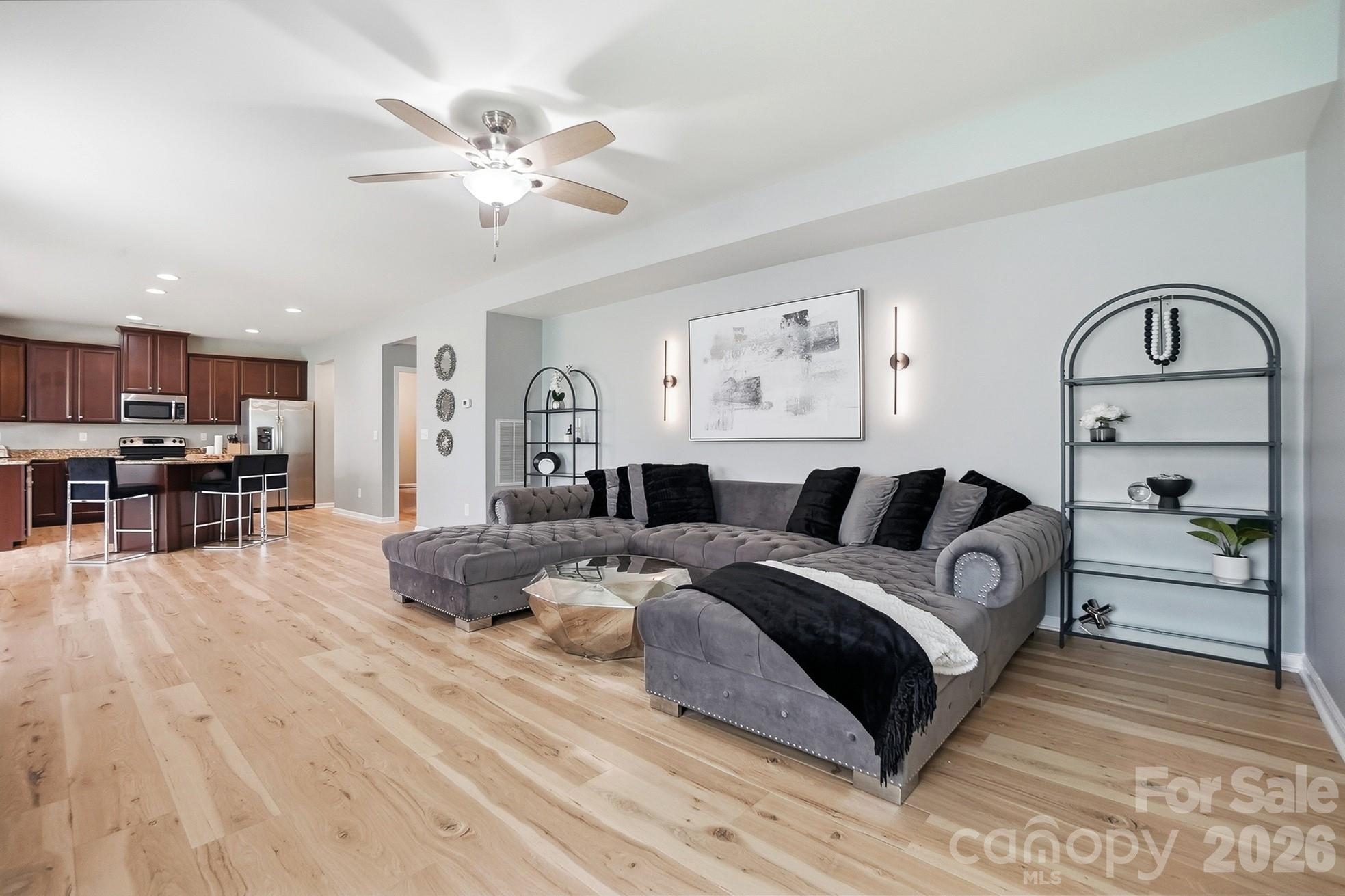 4874 Breden Street Property Photo 10