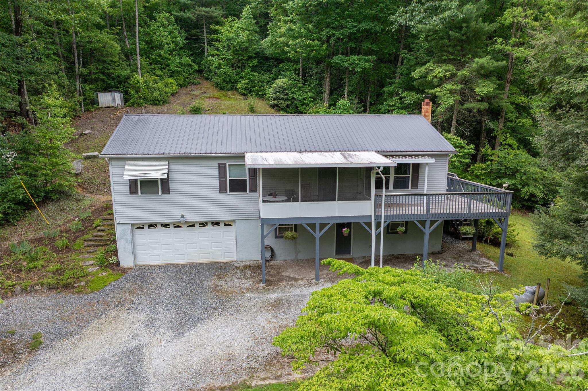 125 Round Mountain Road Property Photo 2