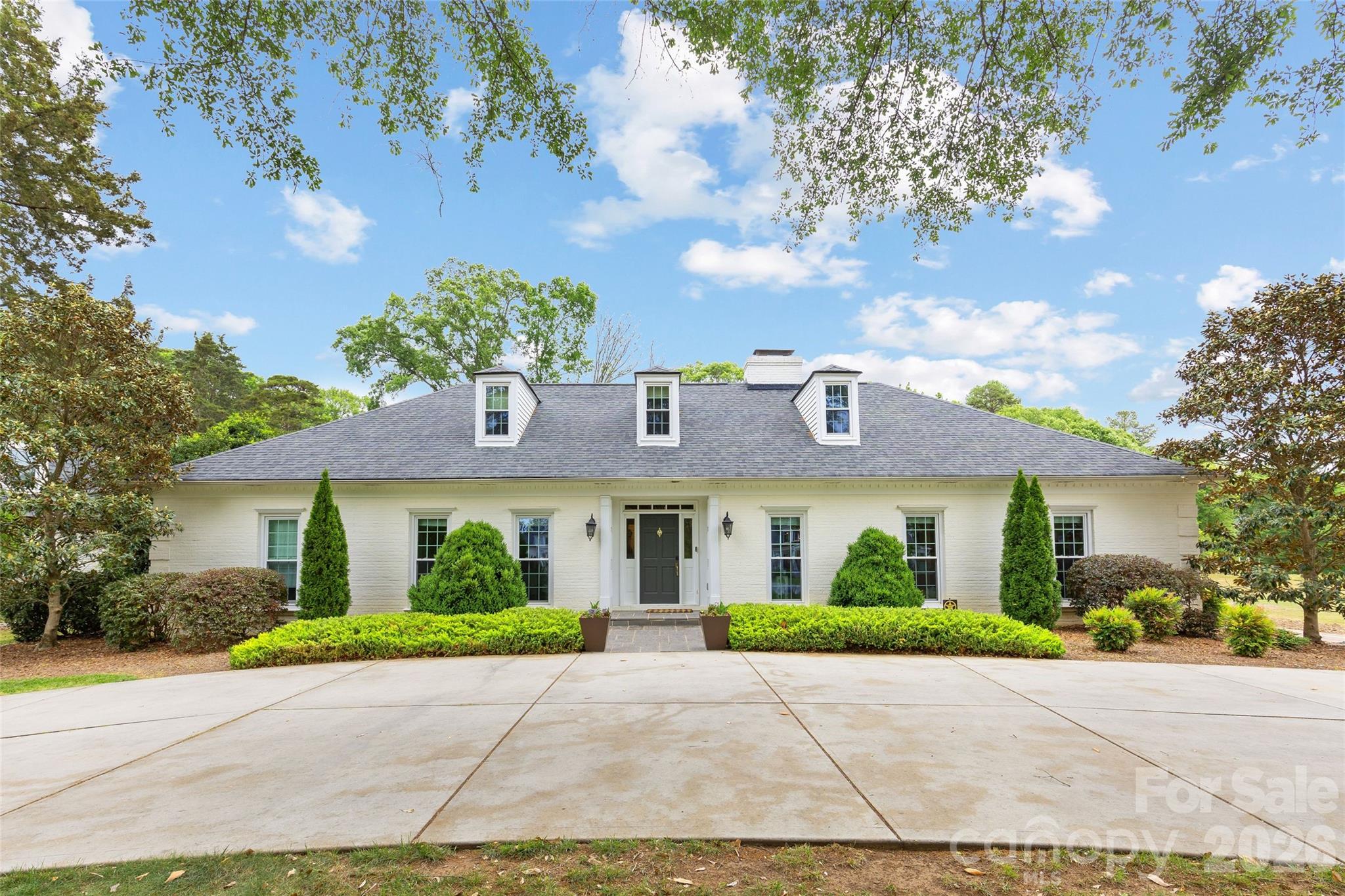 3921 River Ridge Road Property Photo 1