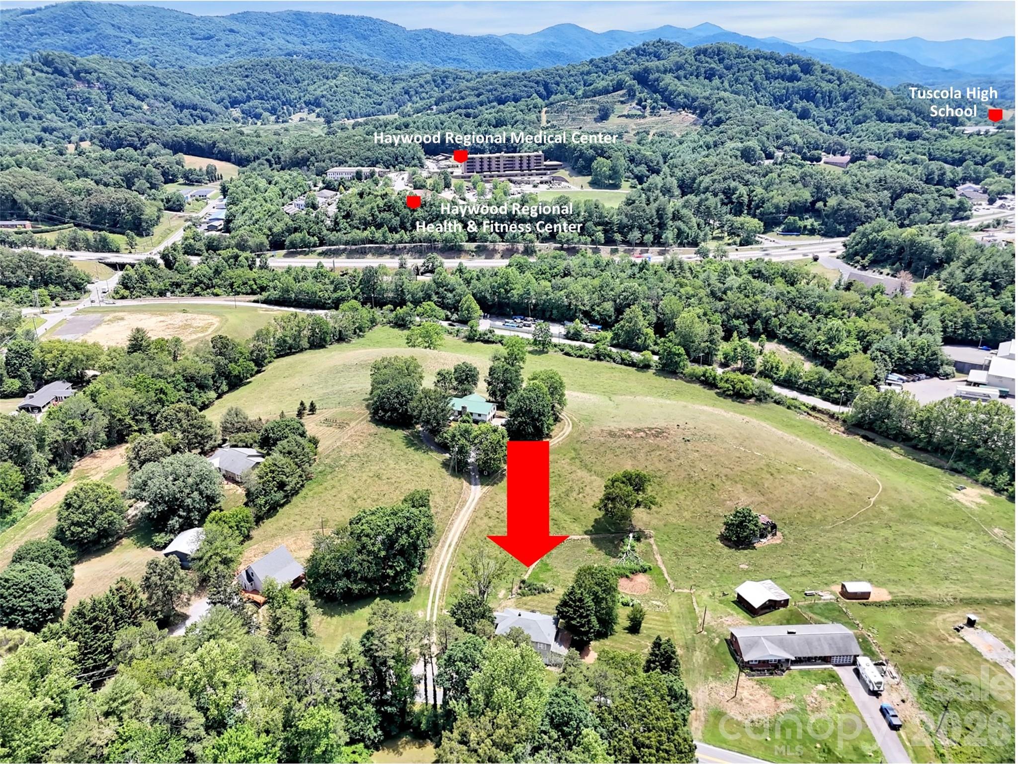 1114 Old Clyde Road Property Photo 2