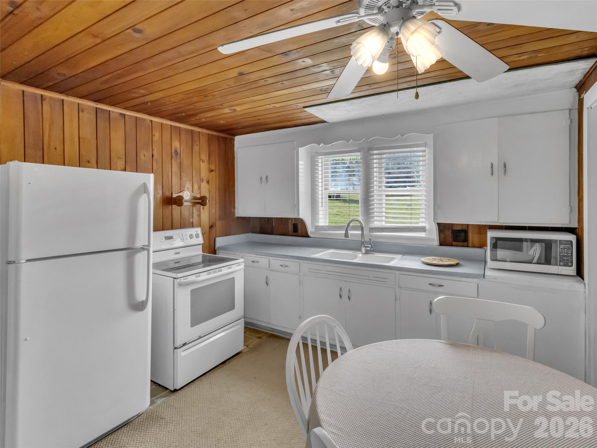 1114 Old Clyde Road Property Photo 30