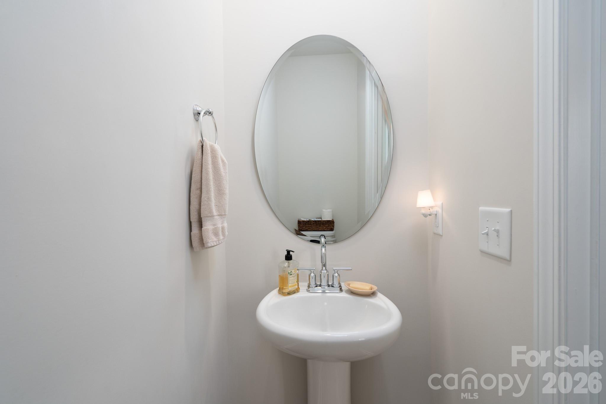 321 Fairchild Way Property Photo 5
