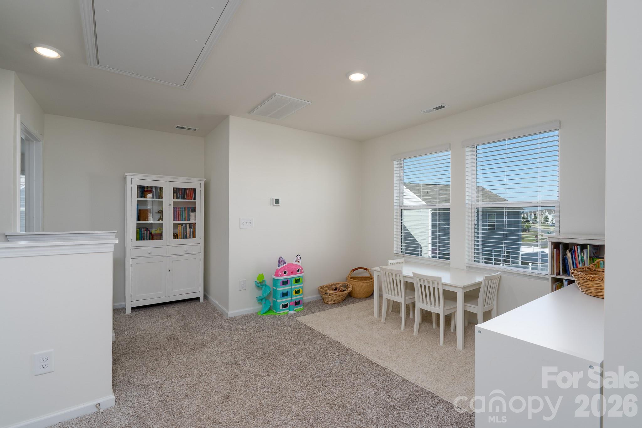 321 Fairchild Way Property Photo 13